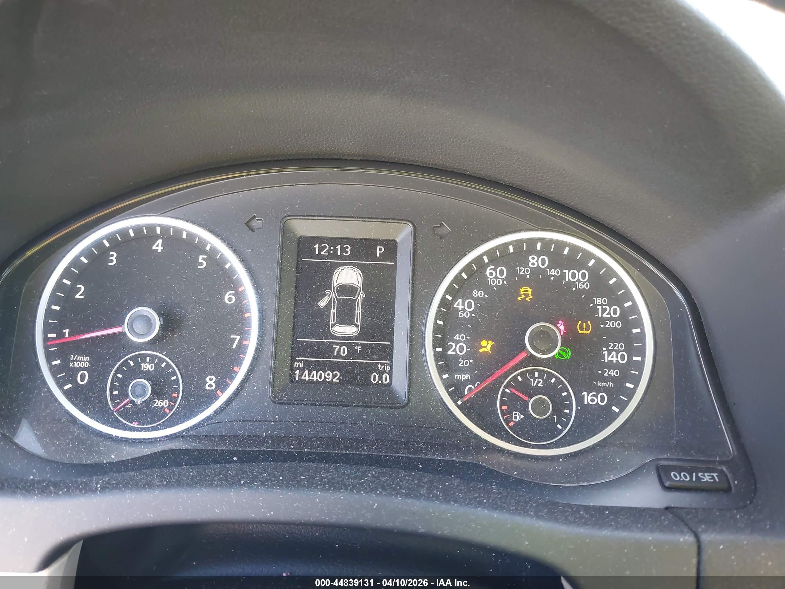 VOLKSWAGEN TIGUAN image 7