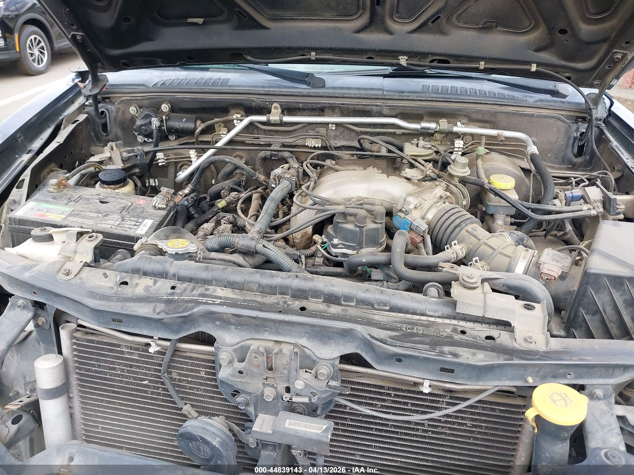 NISSAN FRONTIER image 10