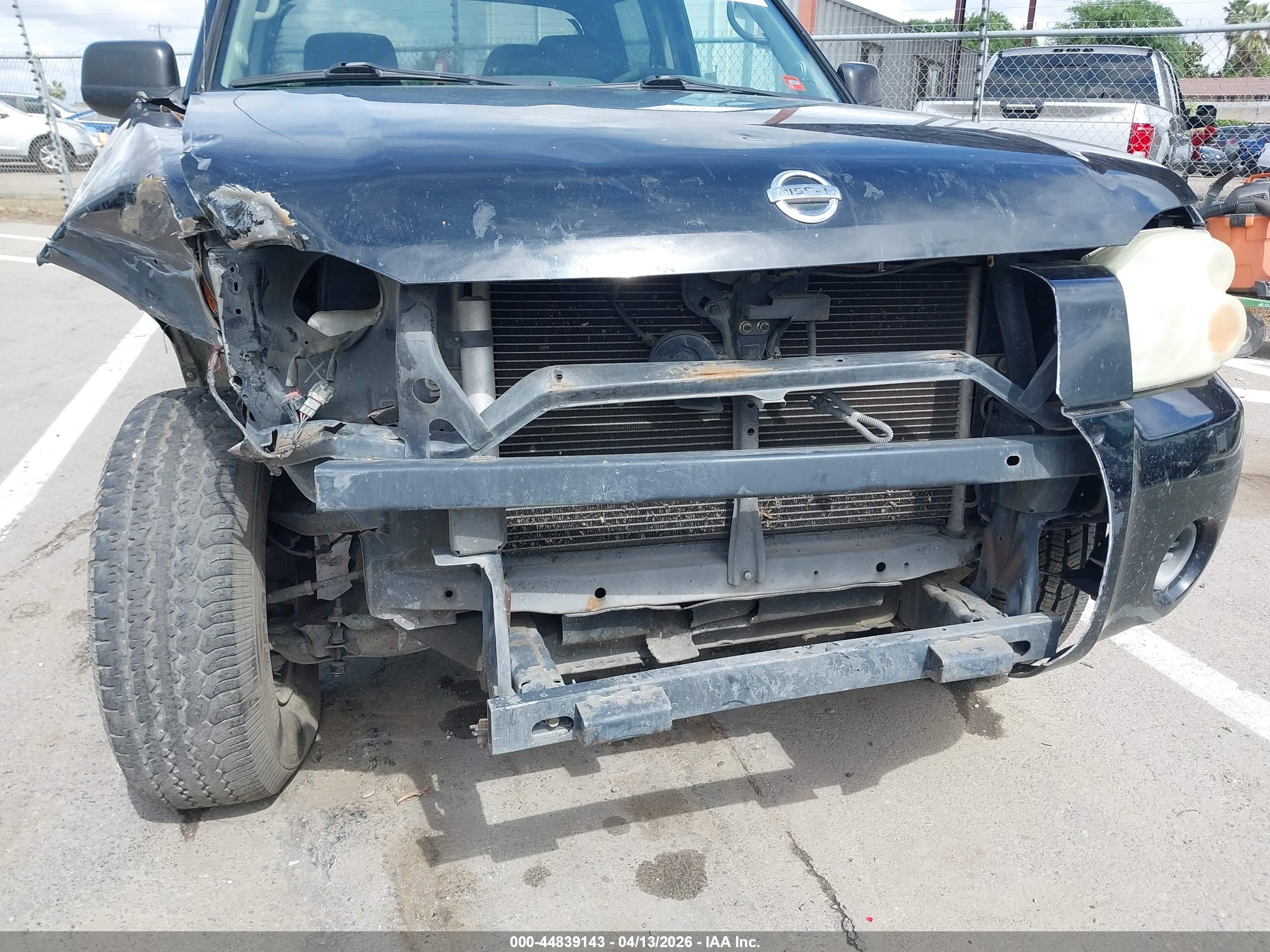 NISSAN FRONTIER image 6