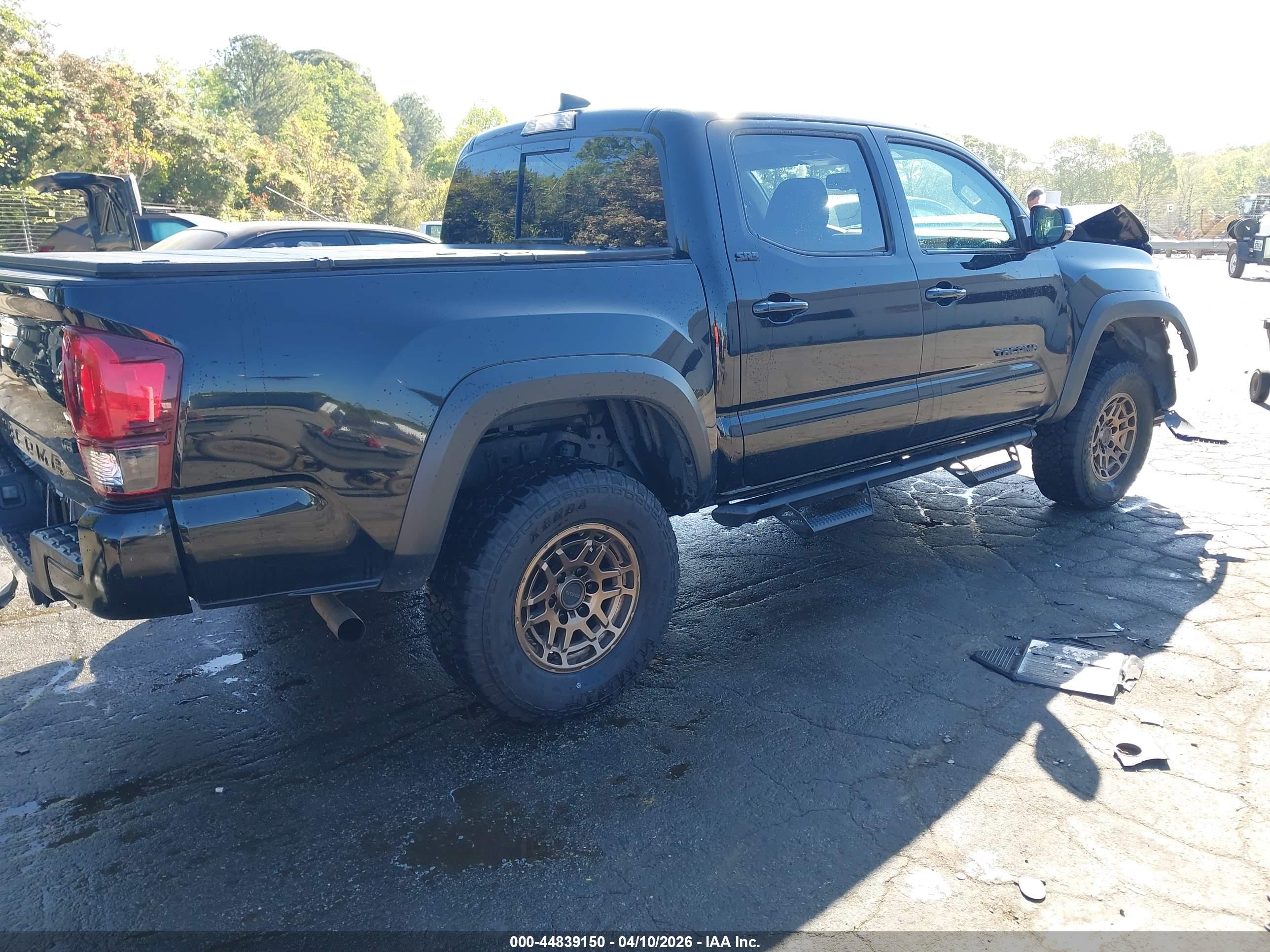 TOYOTA TACOMA image 4