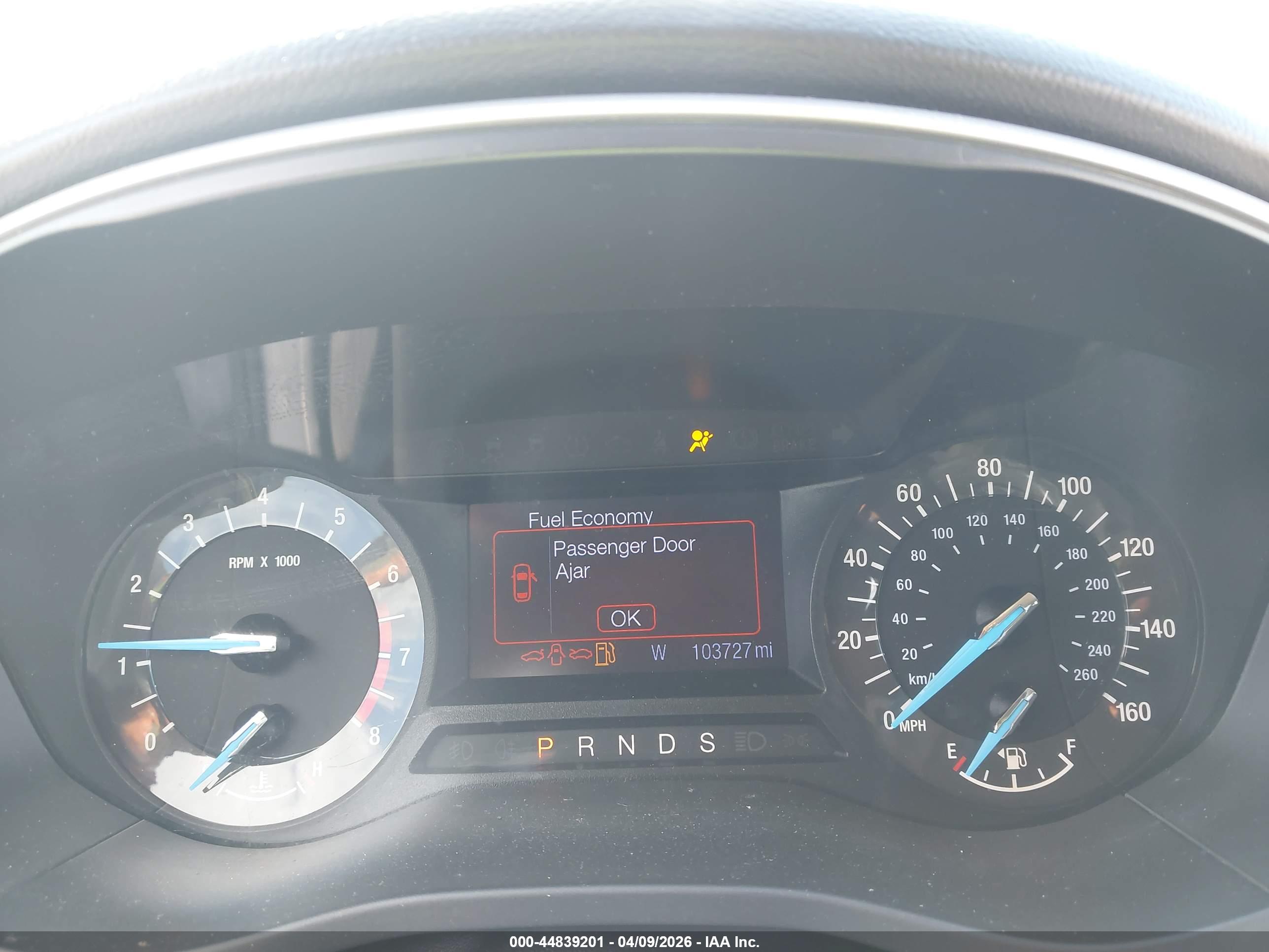 FORD FUSION image 7