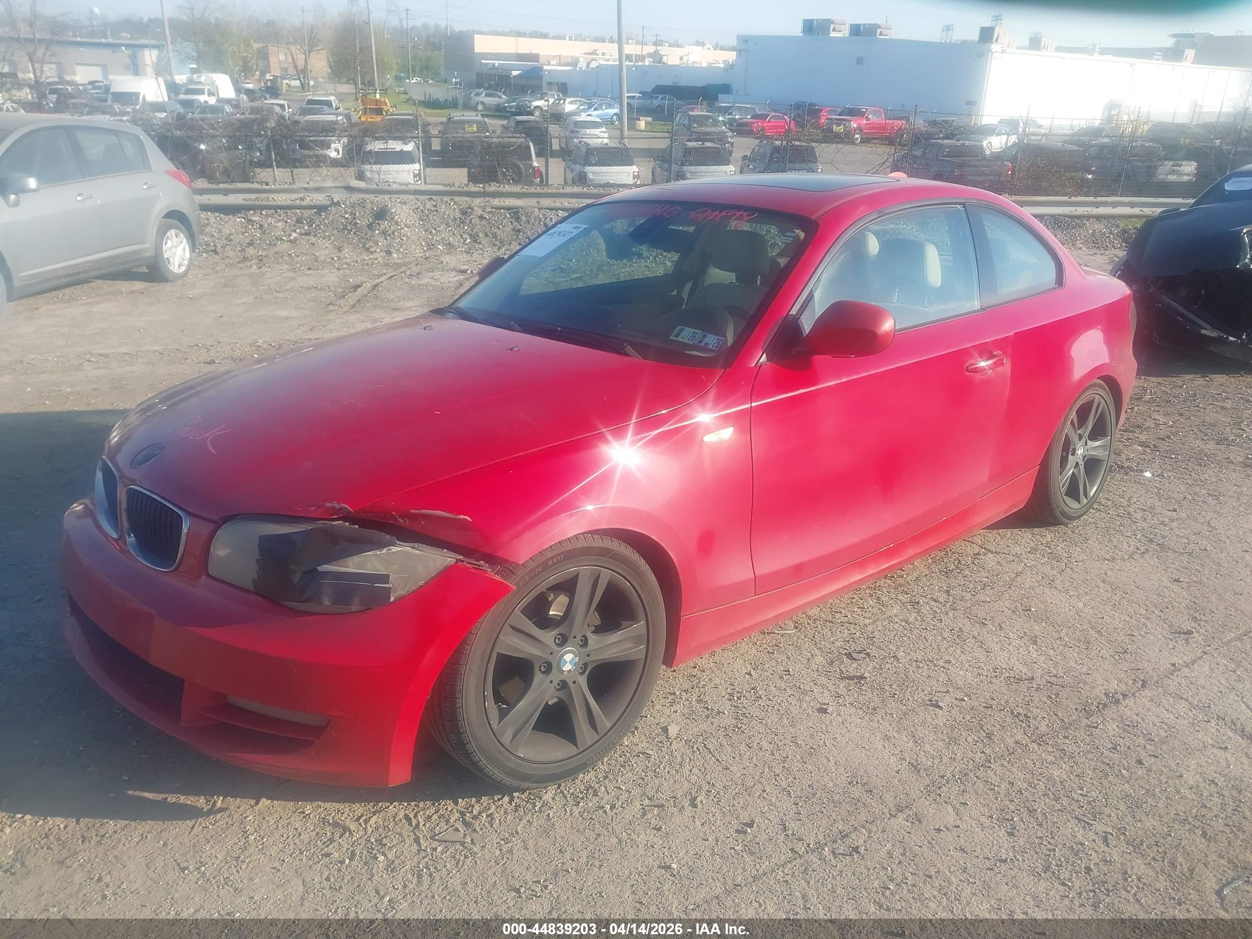 BMW 128I image 2