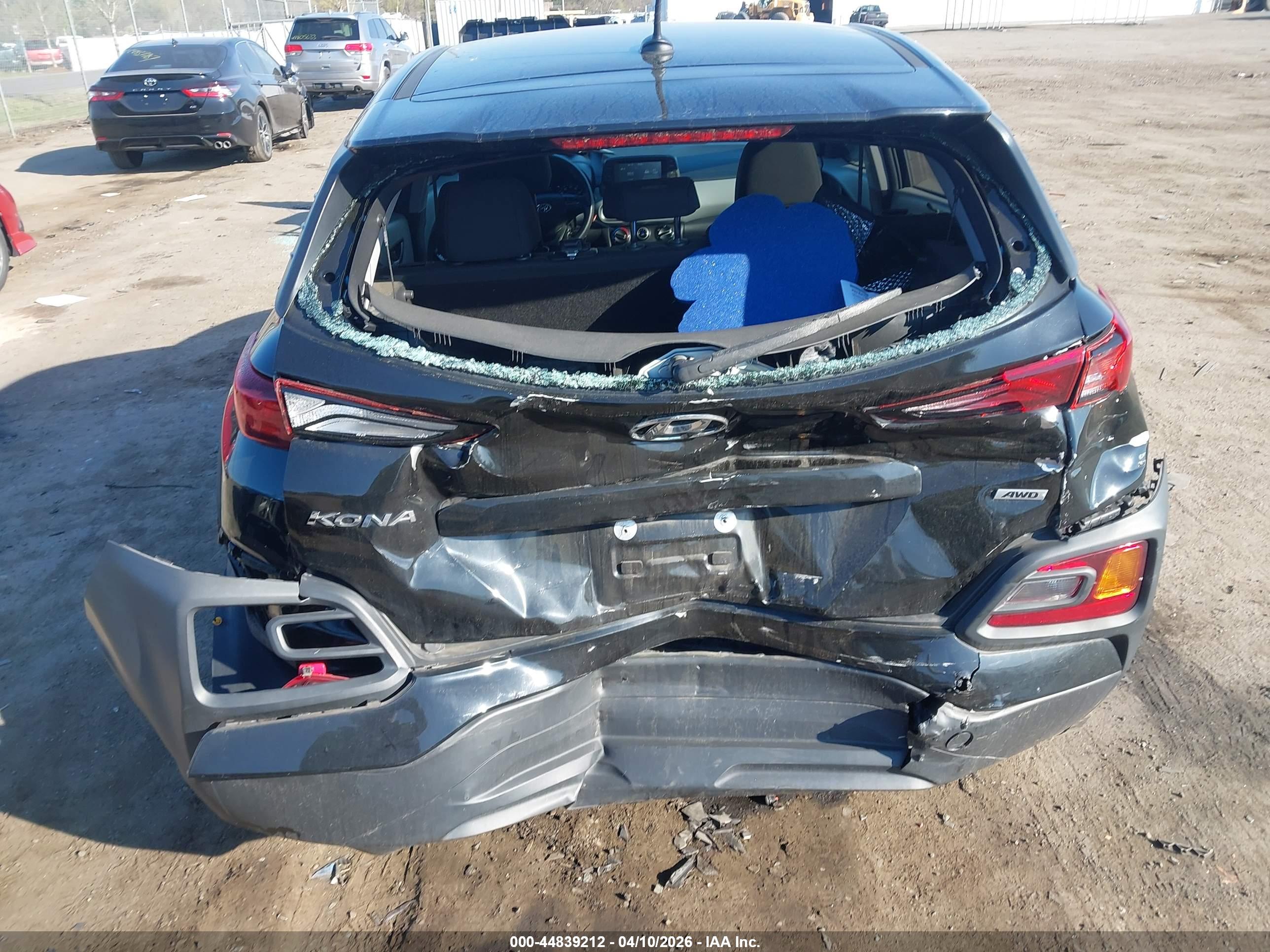 HYUNDAI KONA image 6