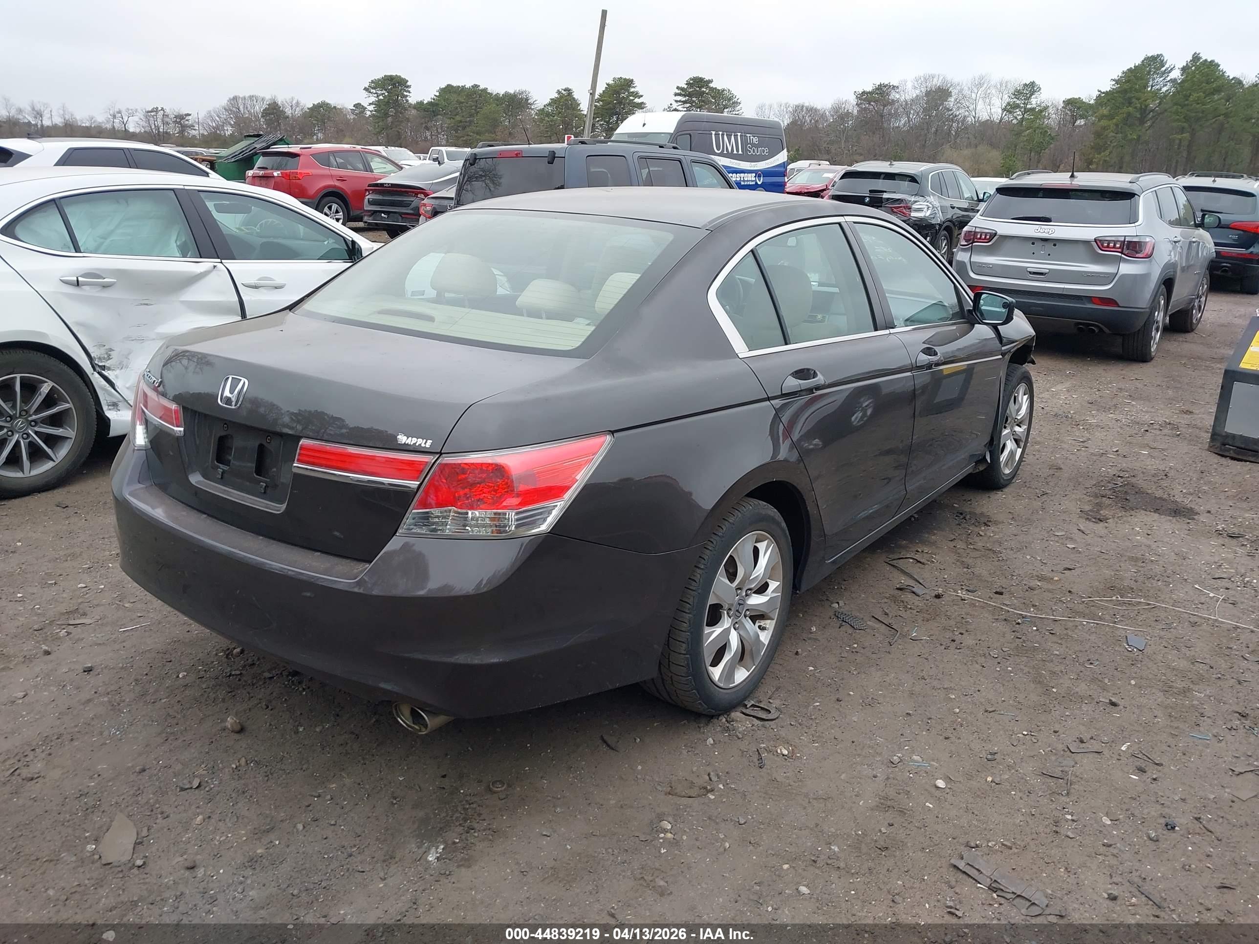 HONDA ACCORD image 4