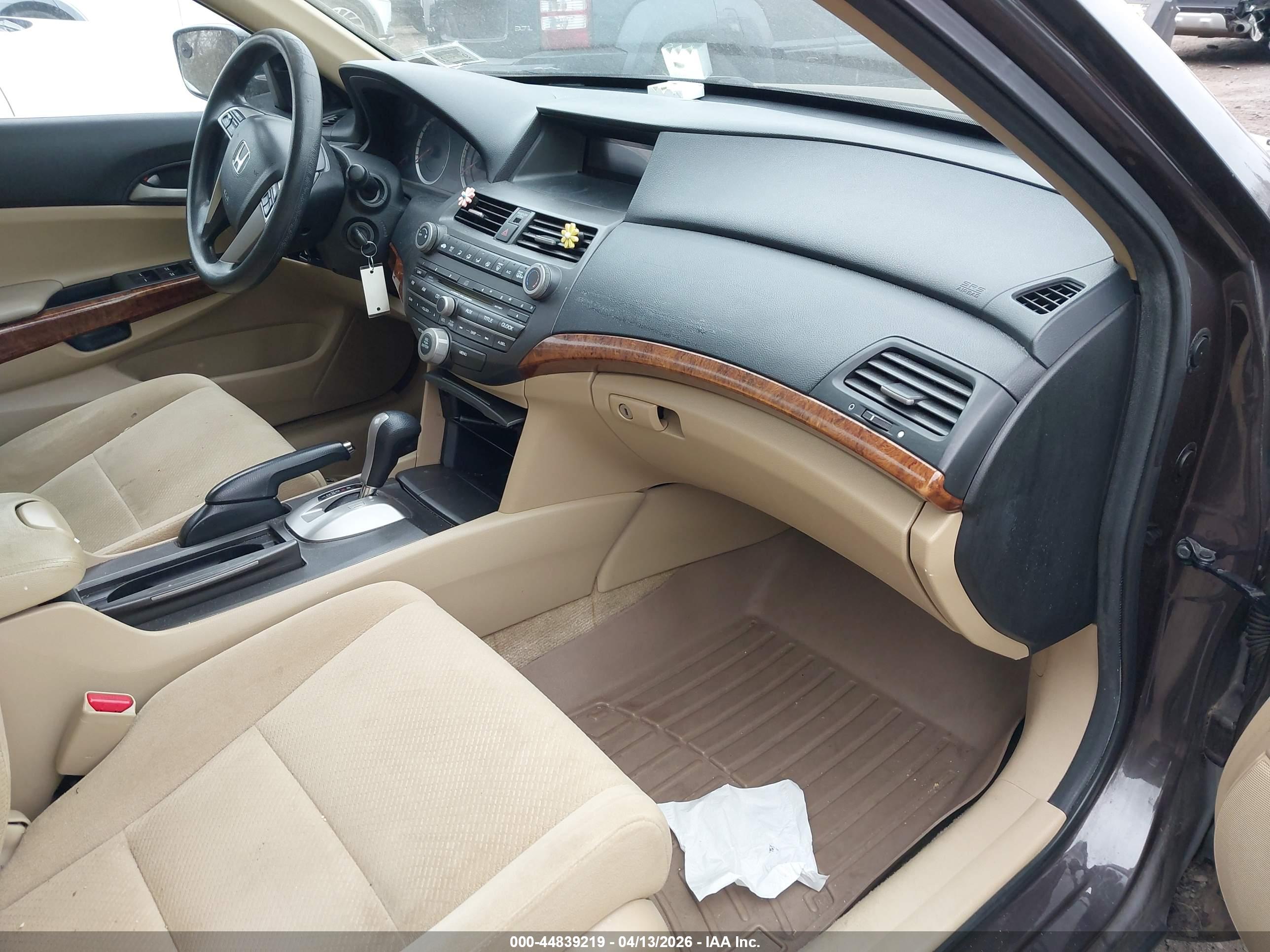 HONDA ACCORD image 5