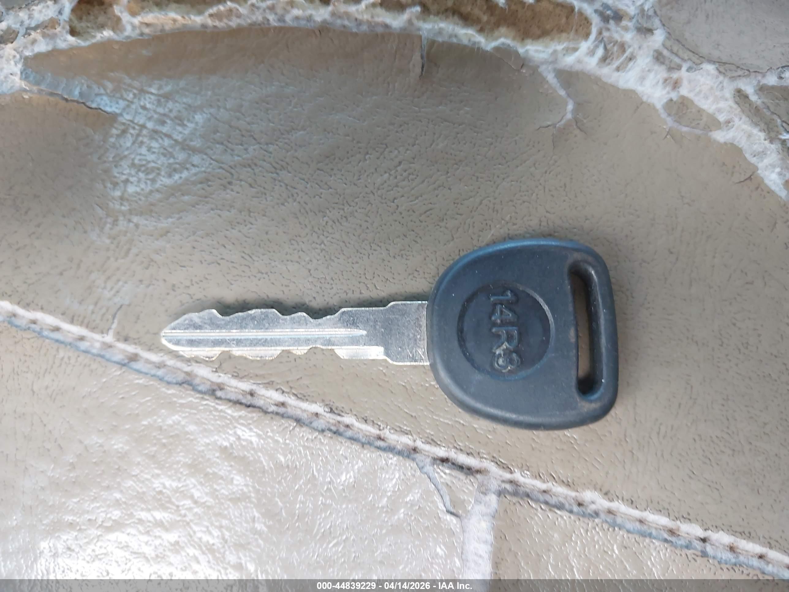 CHEVROLET EXPRESS image 11