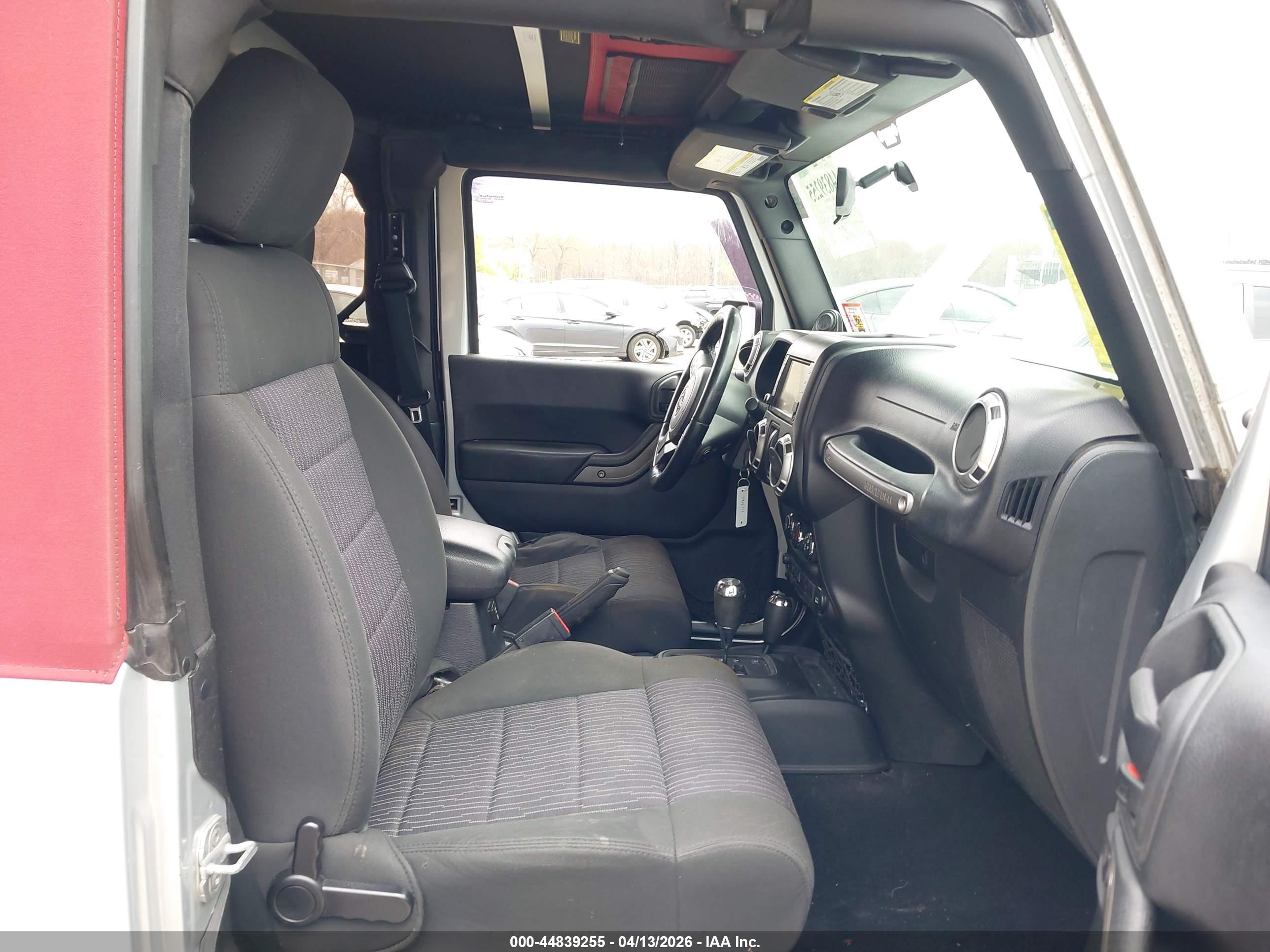 JEEP WRANGLER image 5