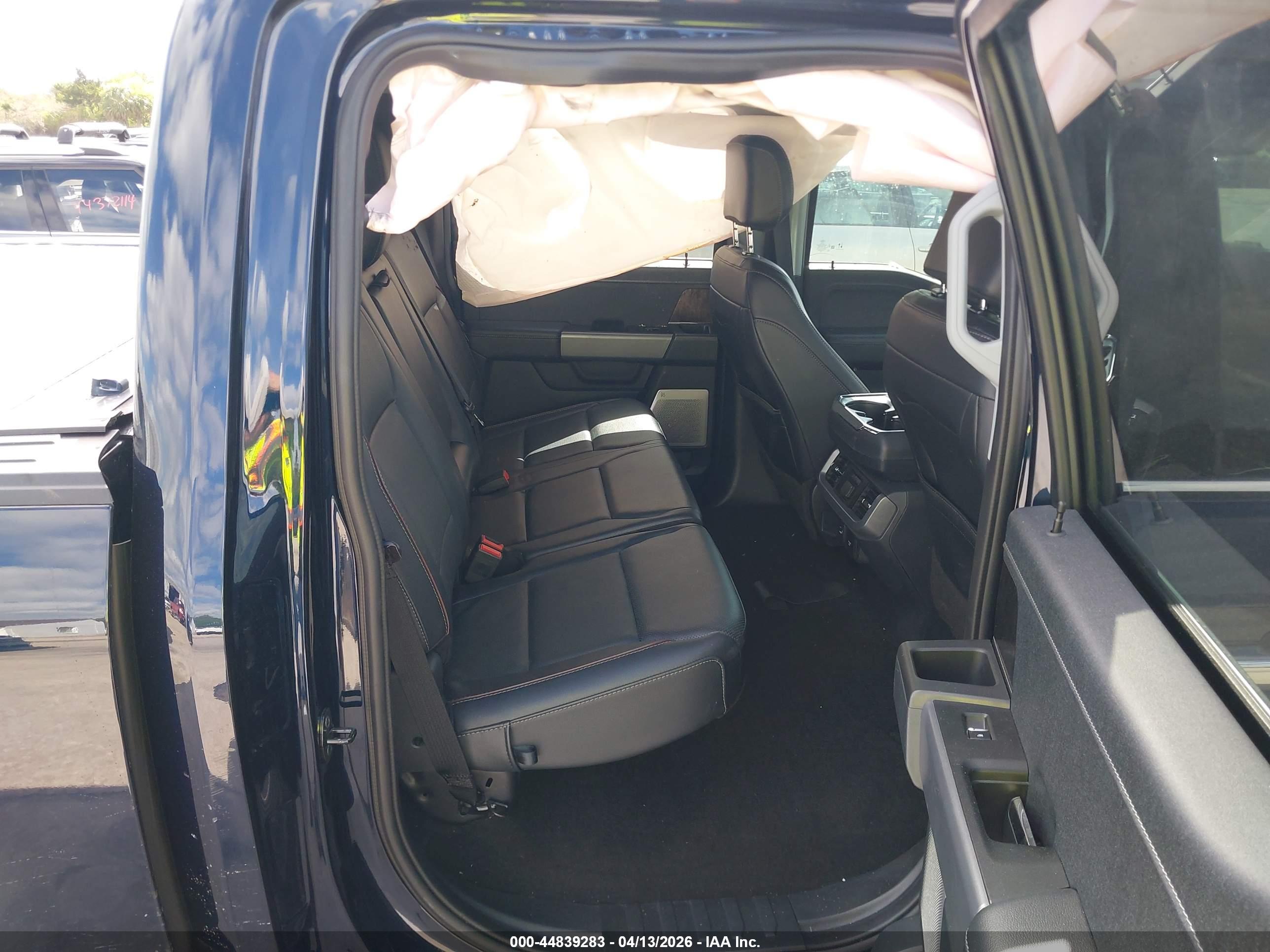 FORD F-150 image 8