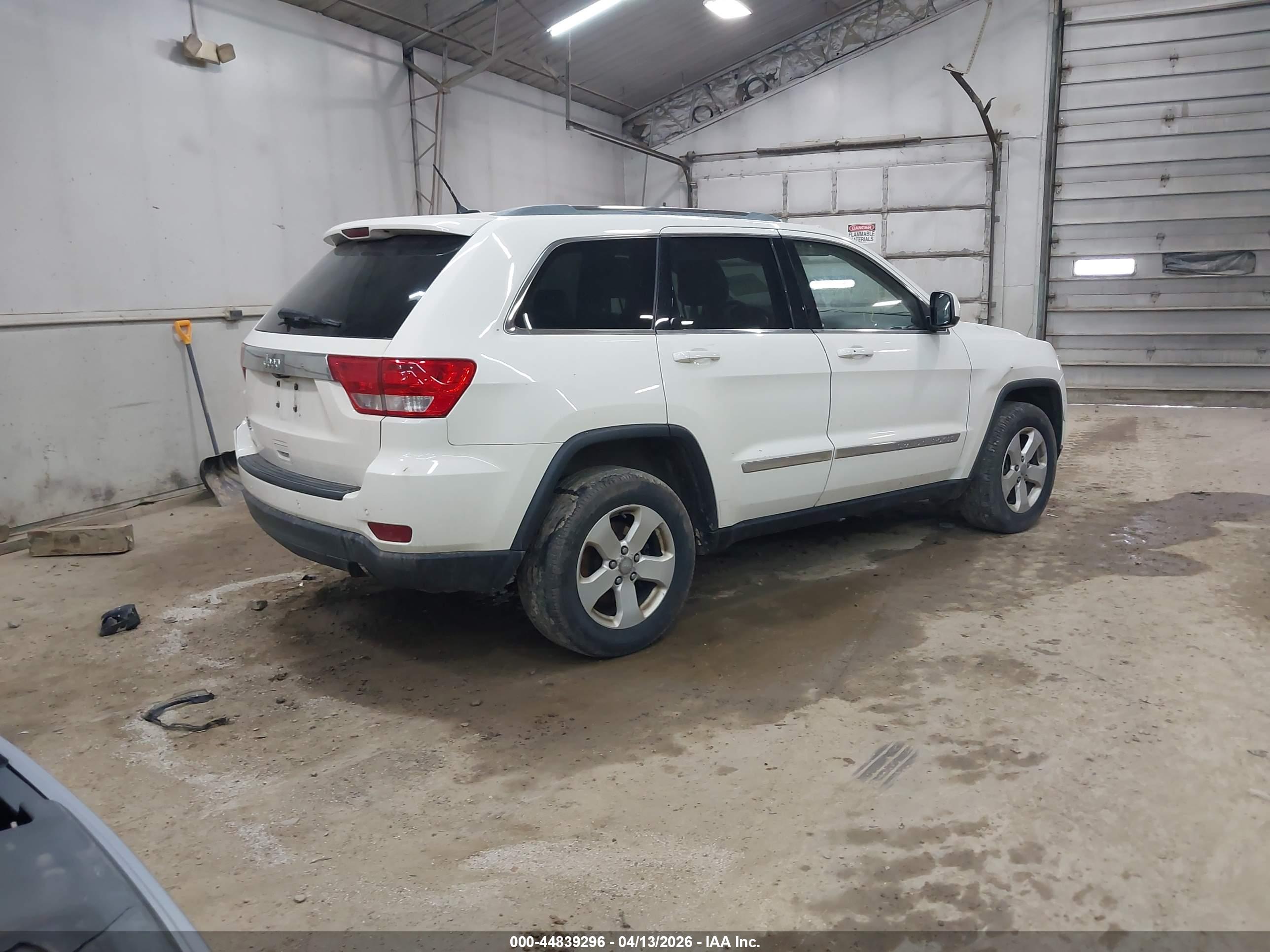 JEEP GRAND image 4