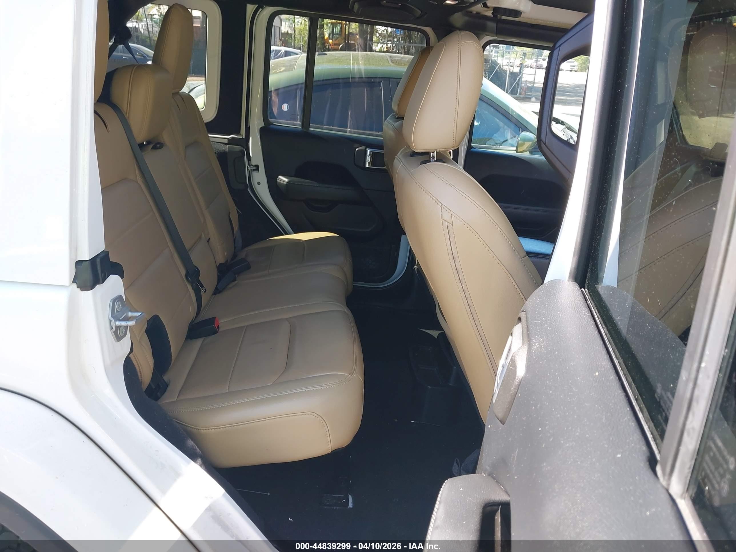 JEEP WRANGLER image 8