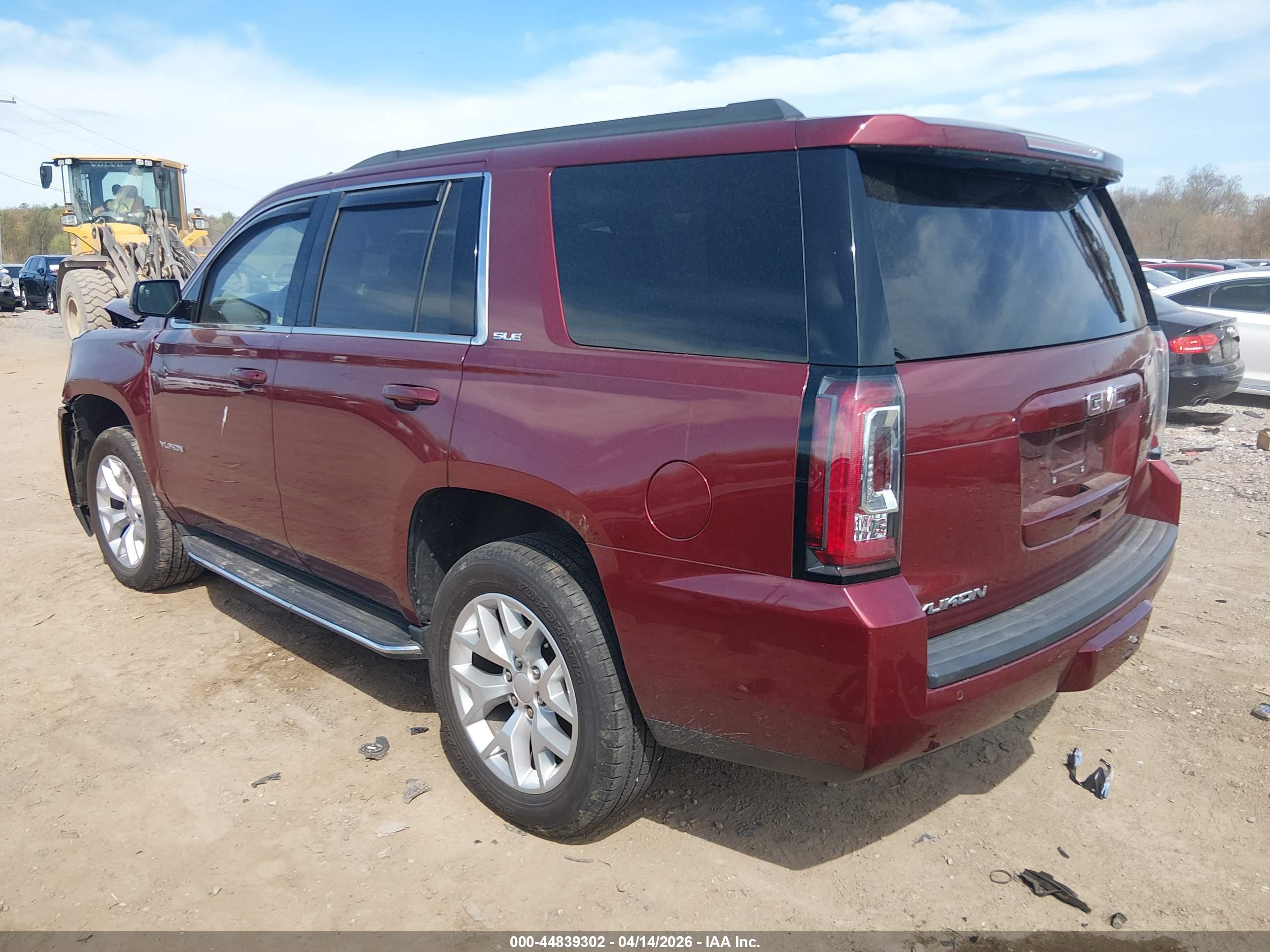 GMC YUKON image 3