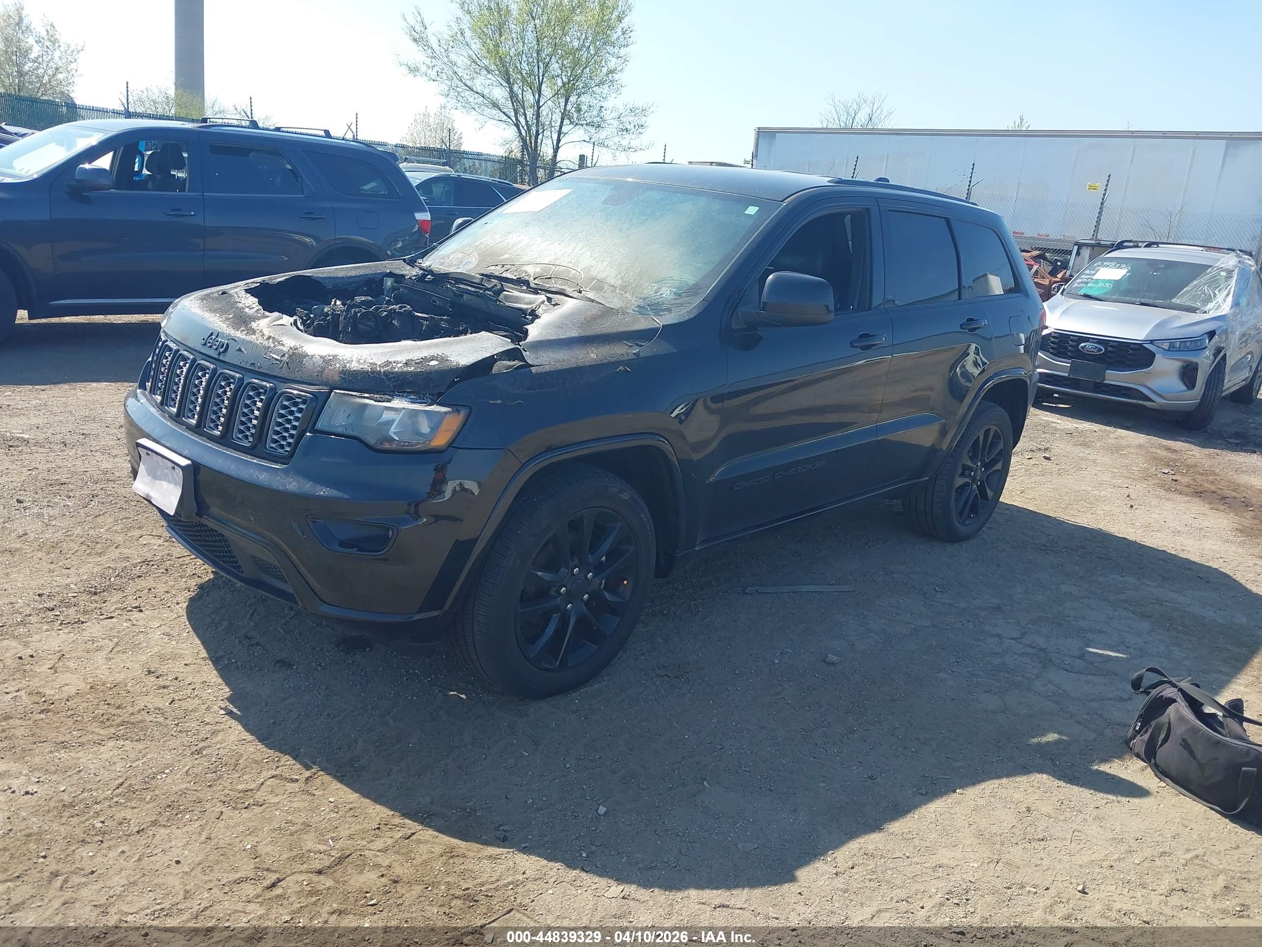 JEEP GRAND image 2