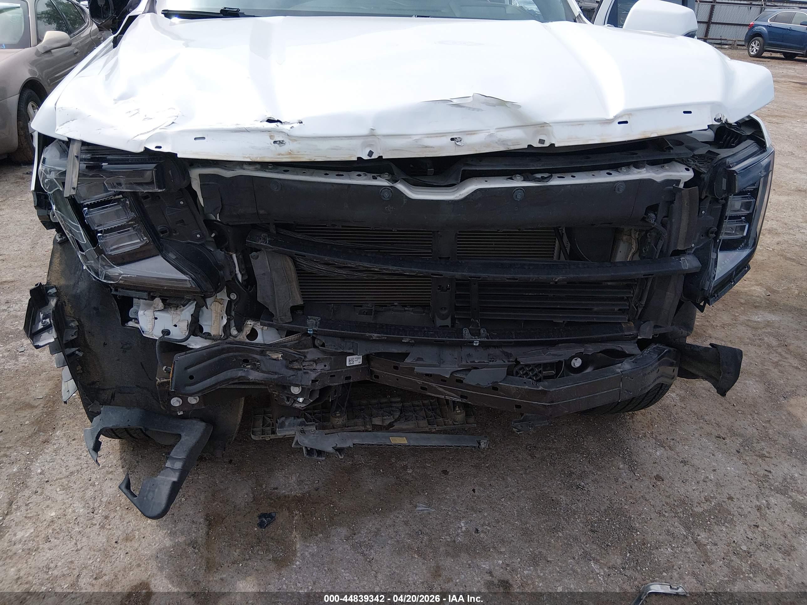 GMC YUKON image 6