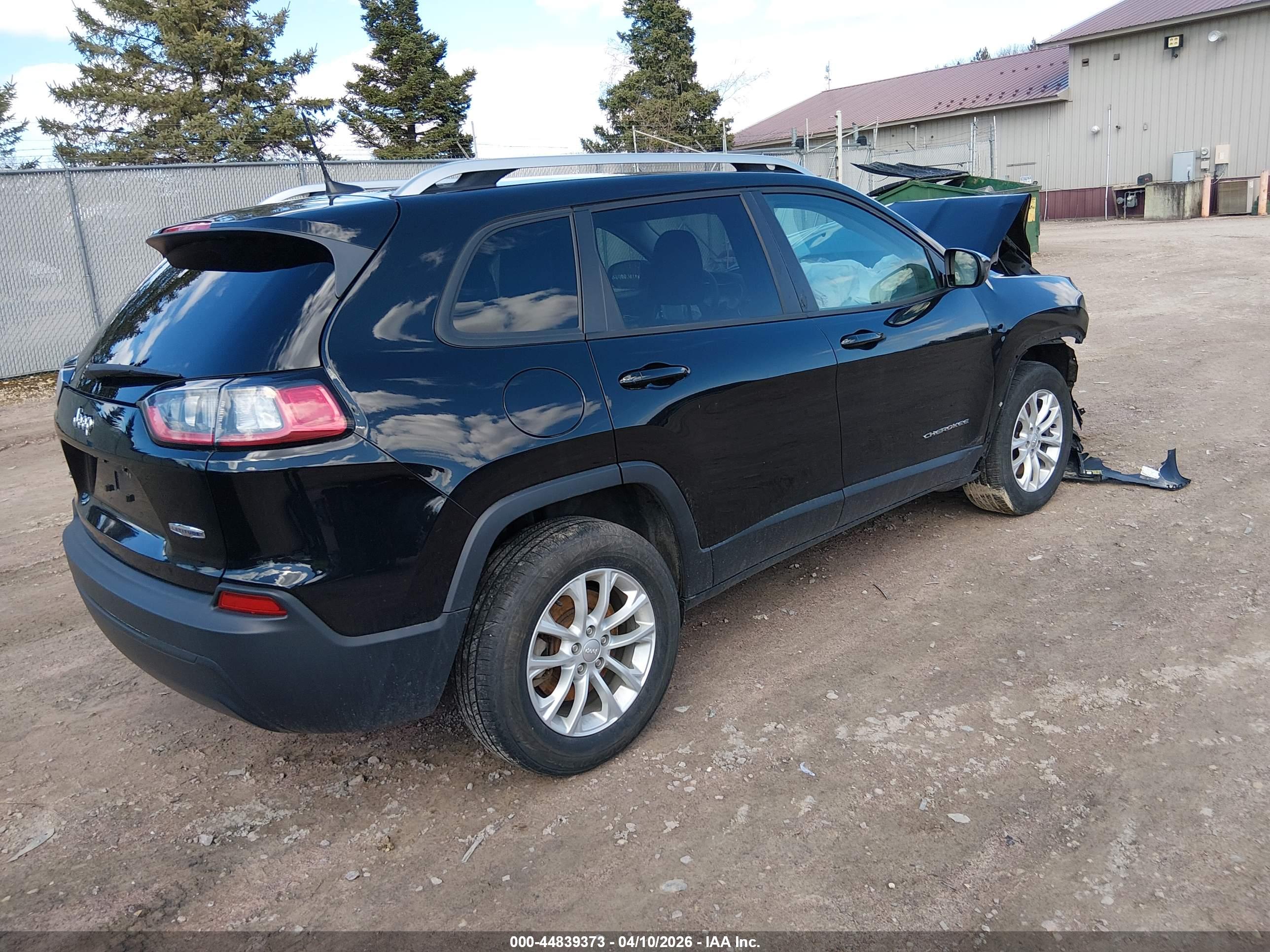 JEEP CHEROKEE image 4