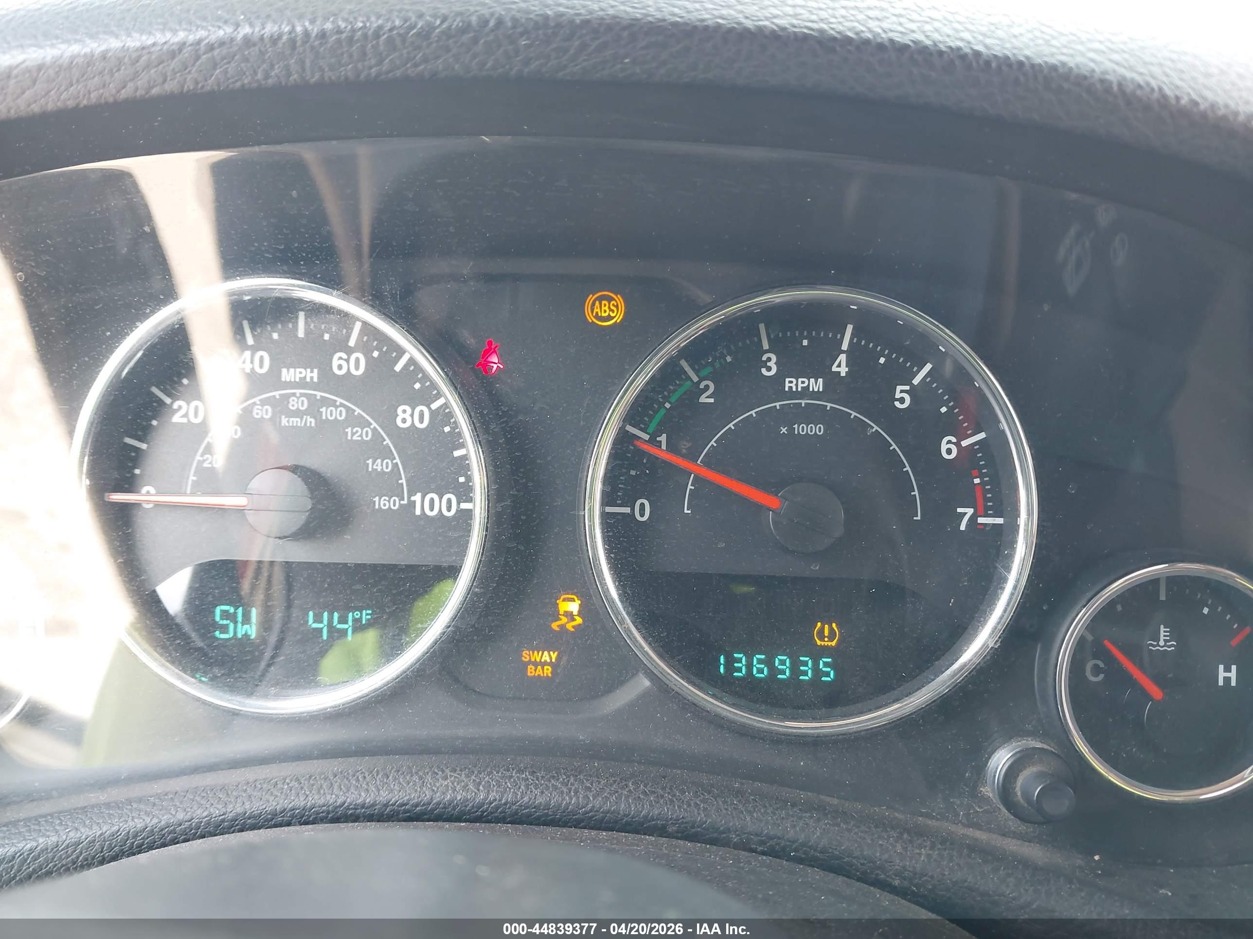 JEEP WRANGLER image 7