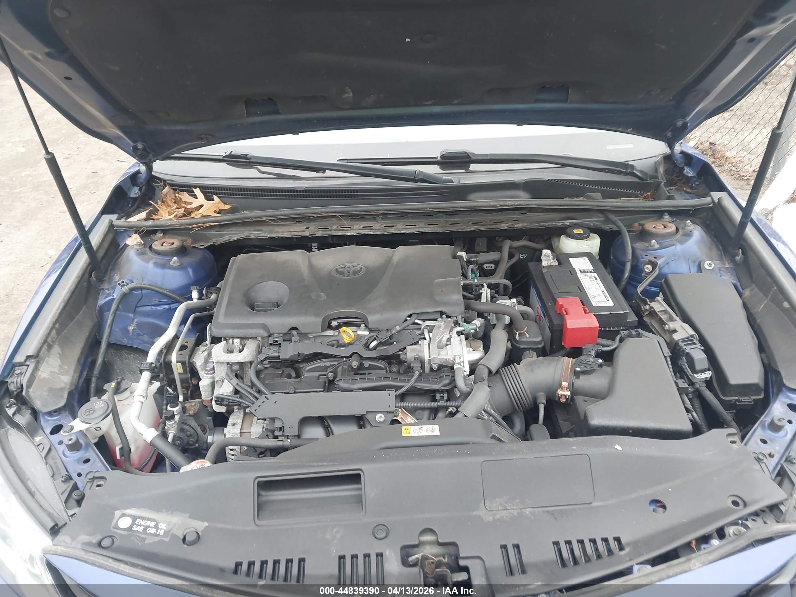 TOYOTA CAMRY image 10