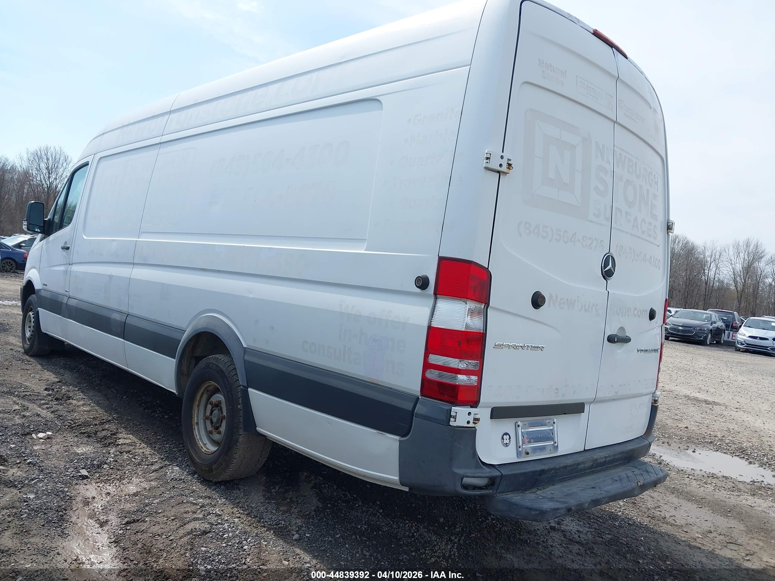 MERCEDES-BENZ SPRINTER image 3