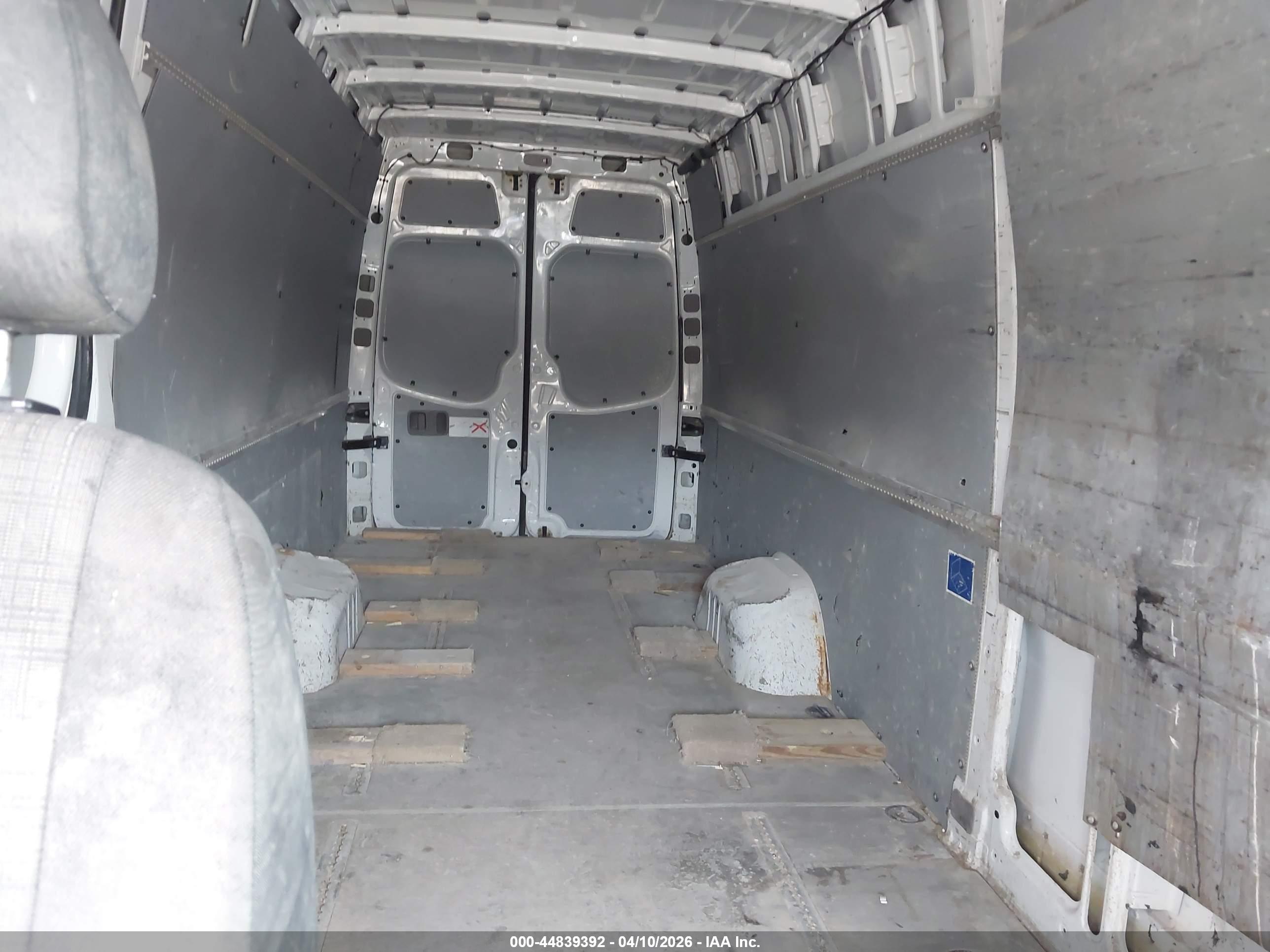 MERCEDES-BENZ SPRINTER image 8