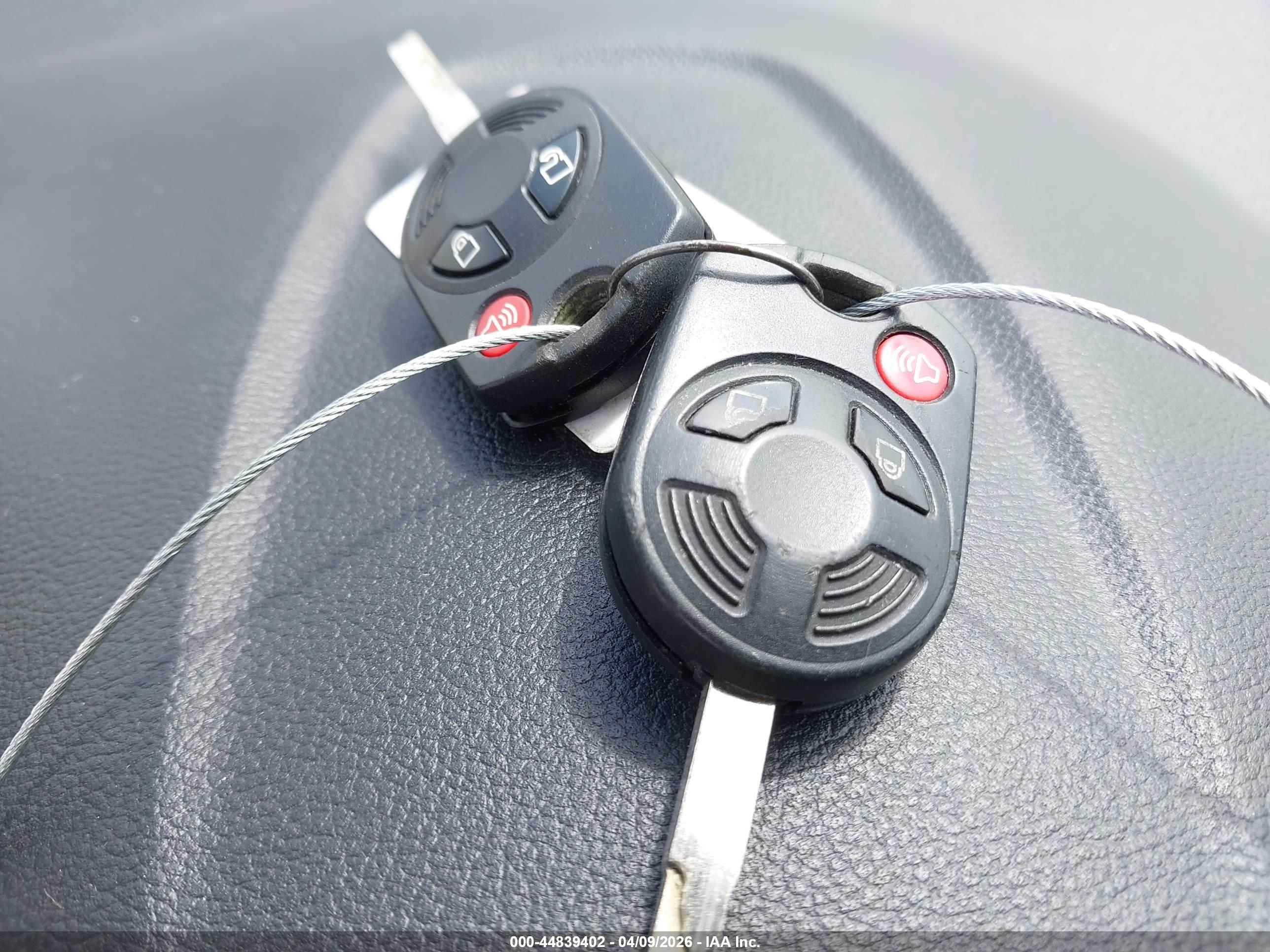 FORD ESCAPE image 11