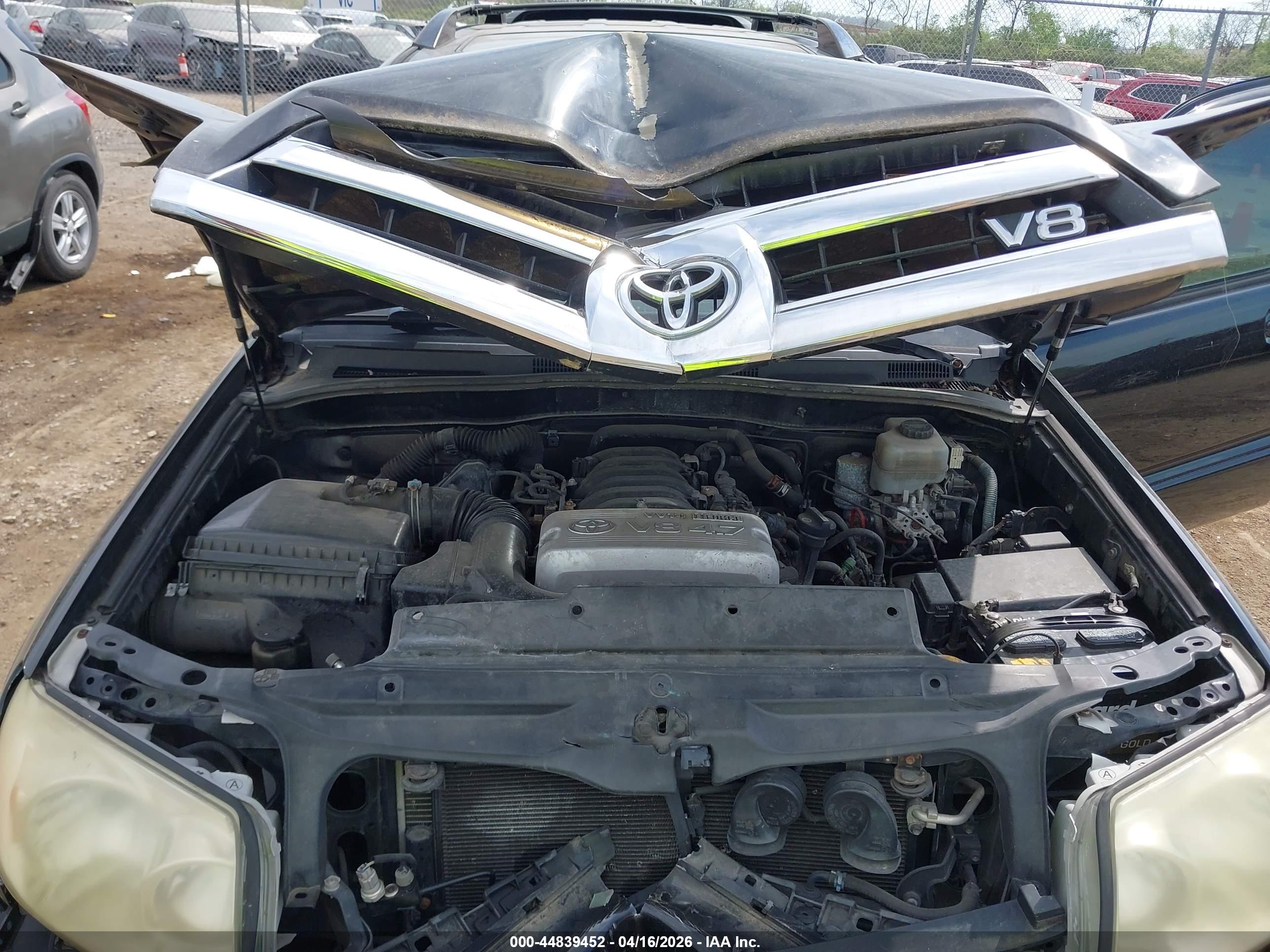 TOYOTA 4RUNNER image 10