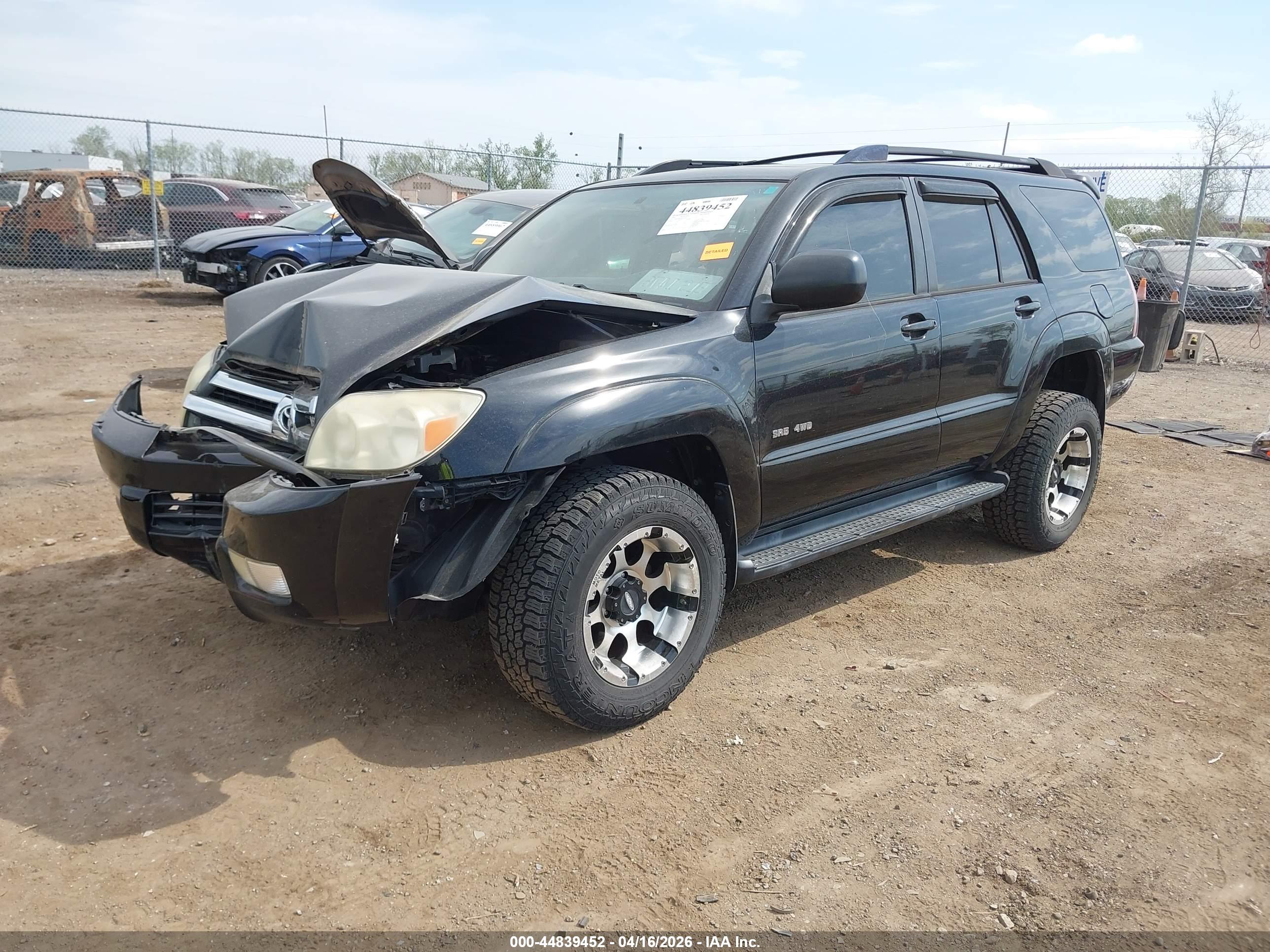 TOYOTA 4RUNNER image 2