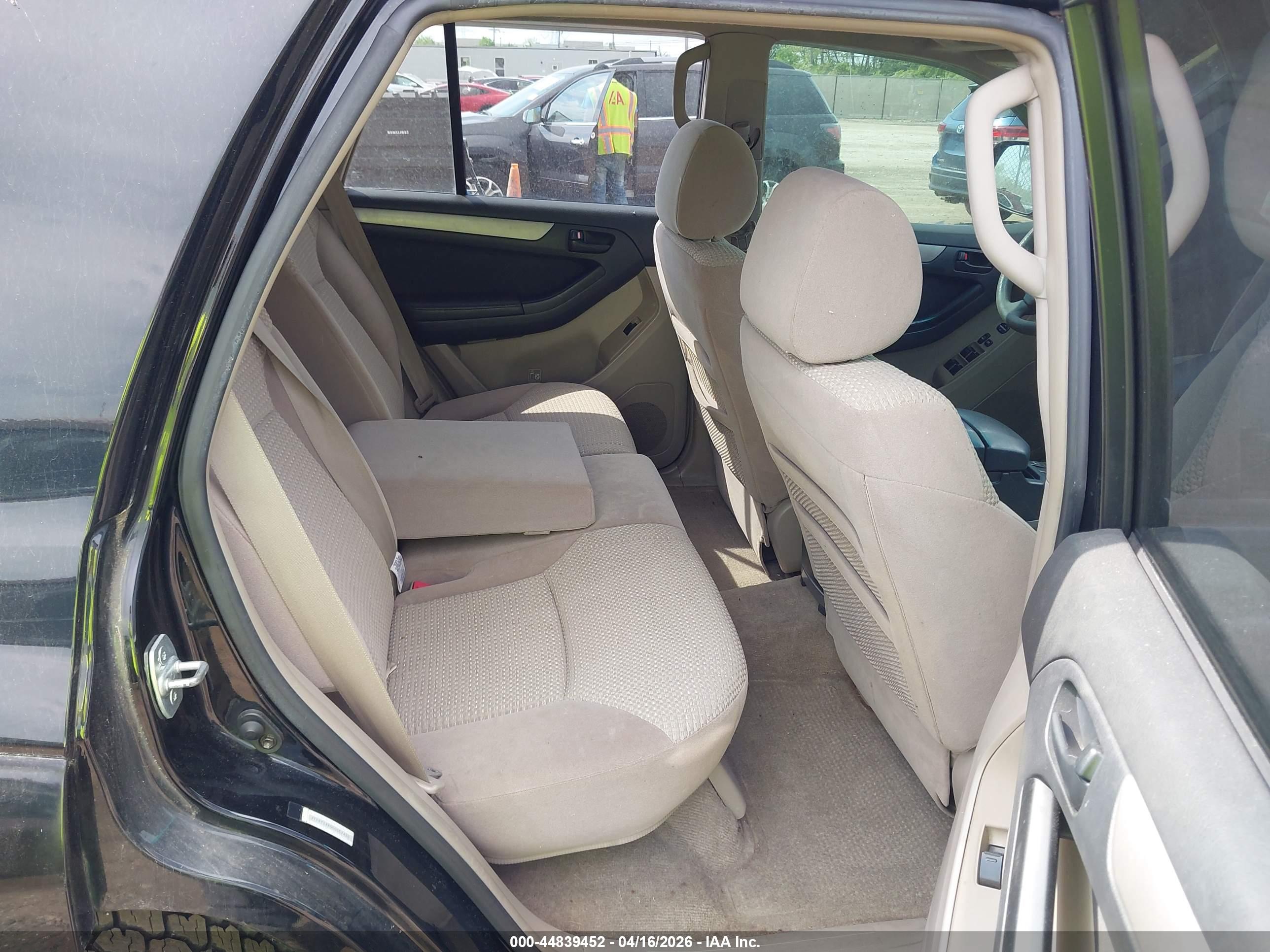 TOYOTA 4RUNNER image 8