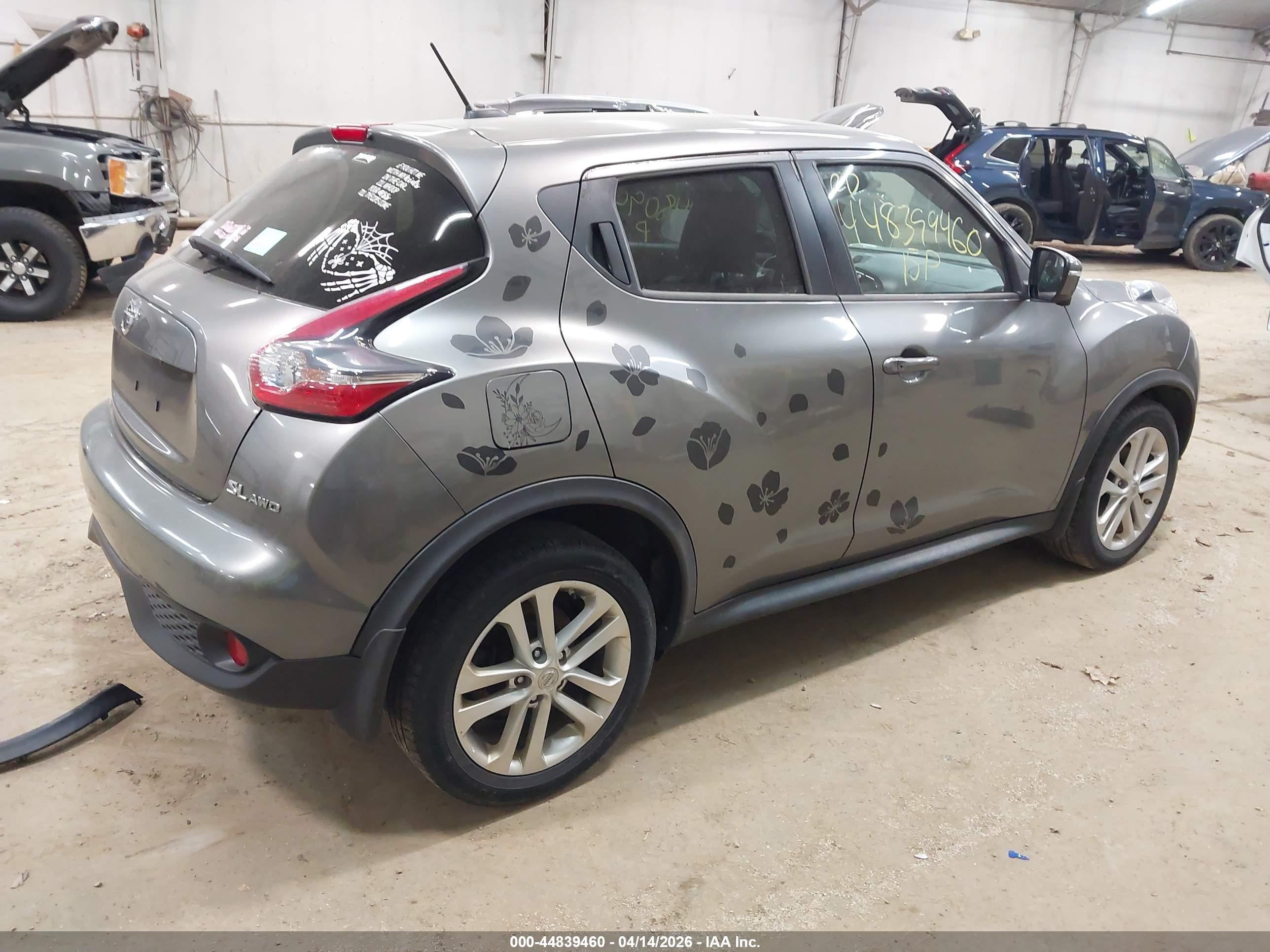 NISSAN JUKE image 4