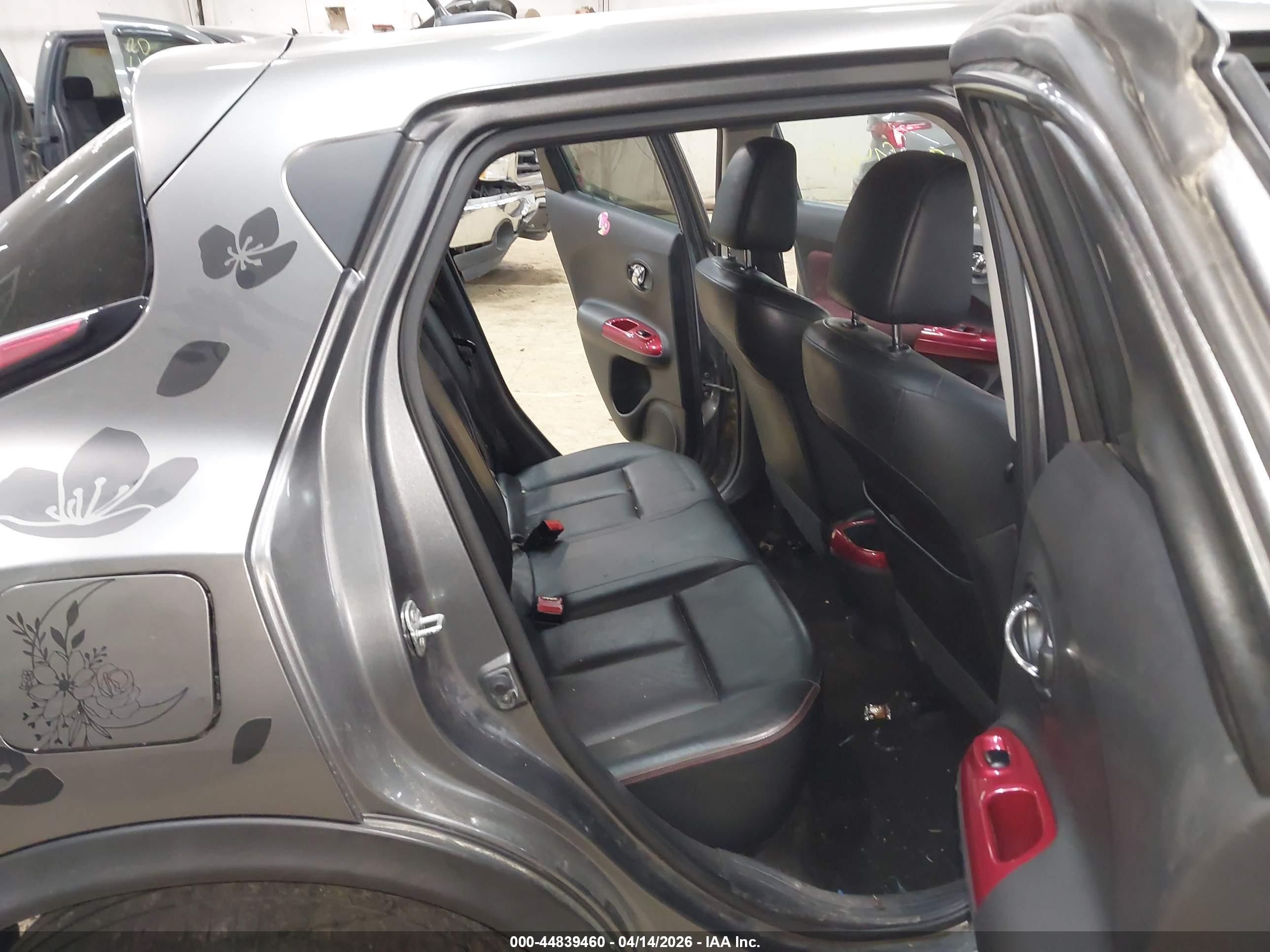NISSAN JUKE image 8