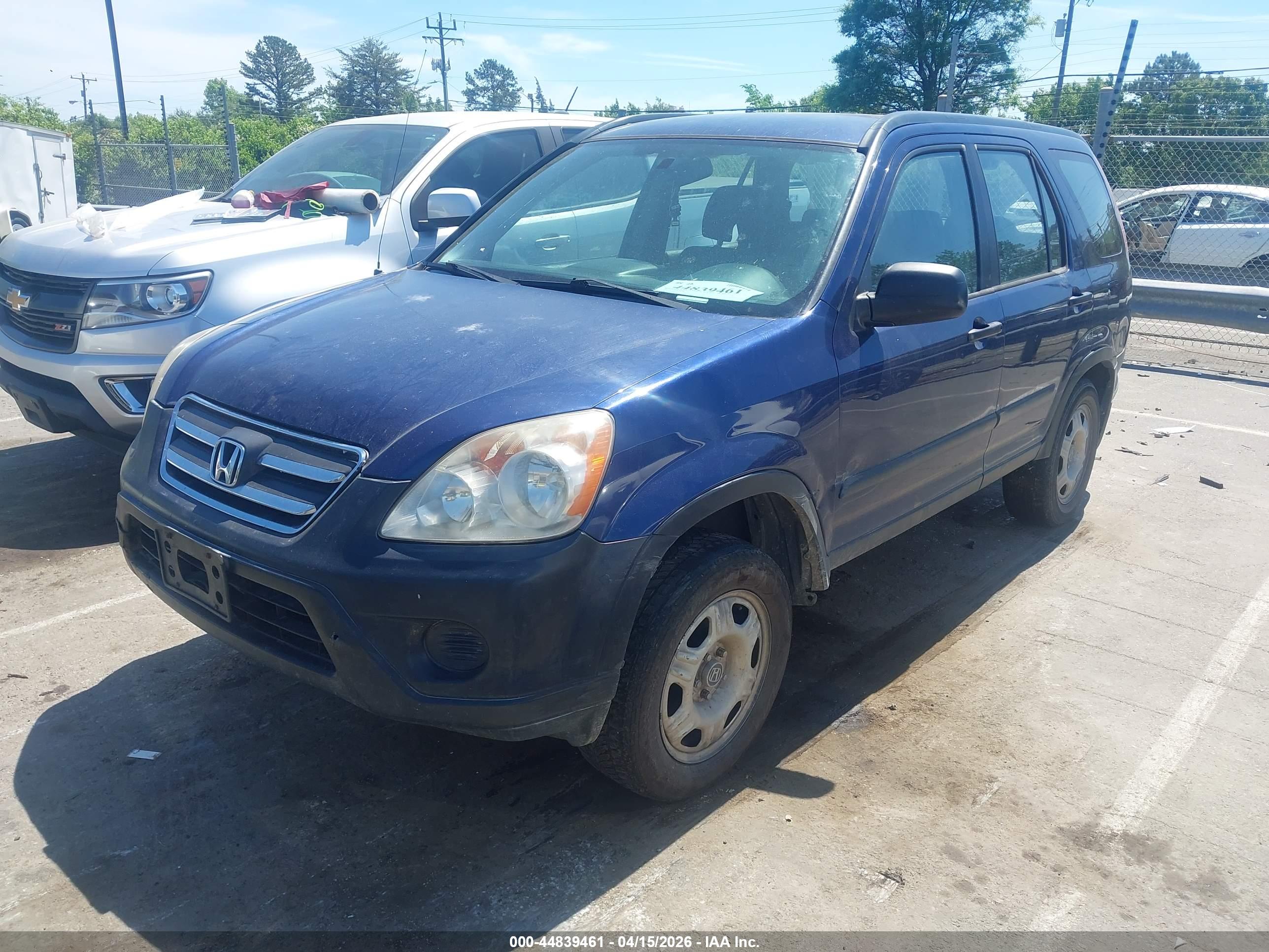 HONDA CR-V image 2