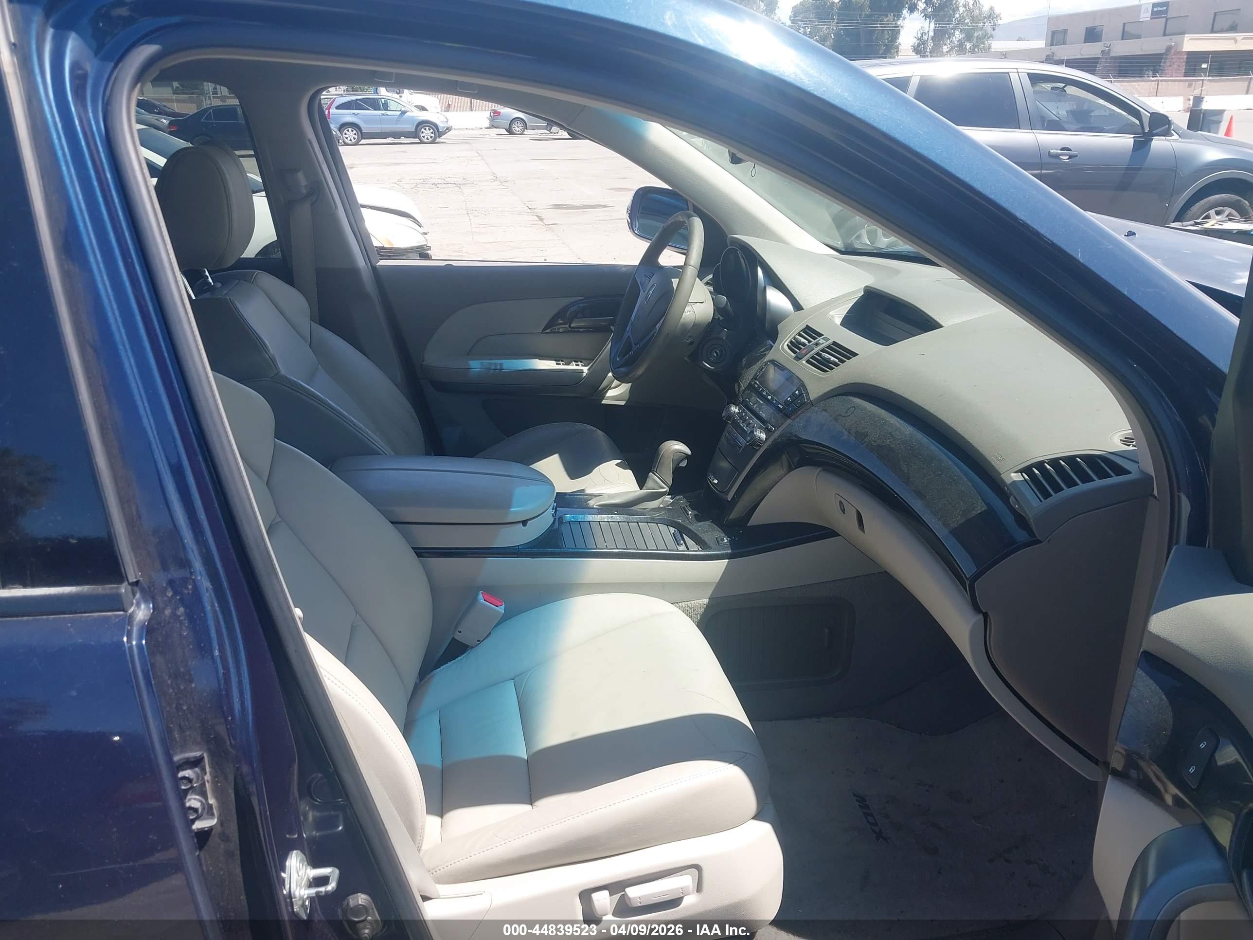 ACURA MDX image 5