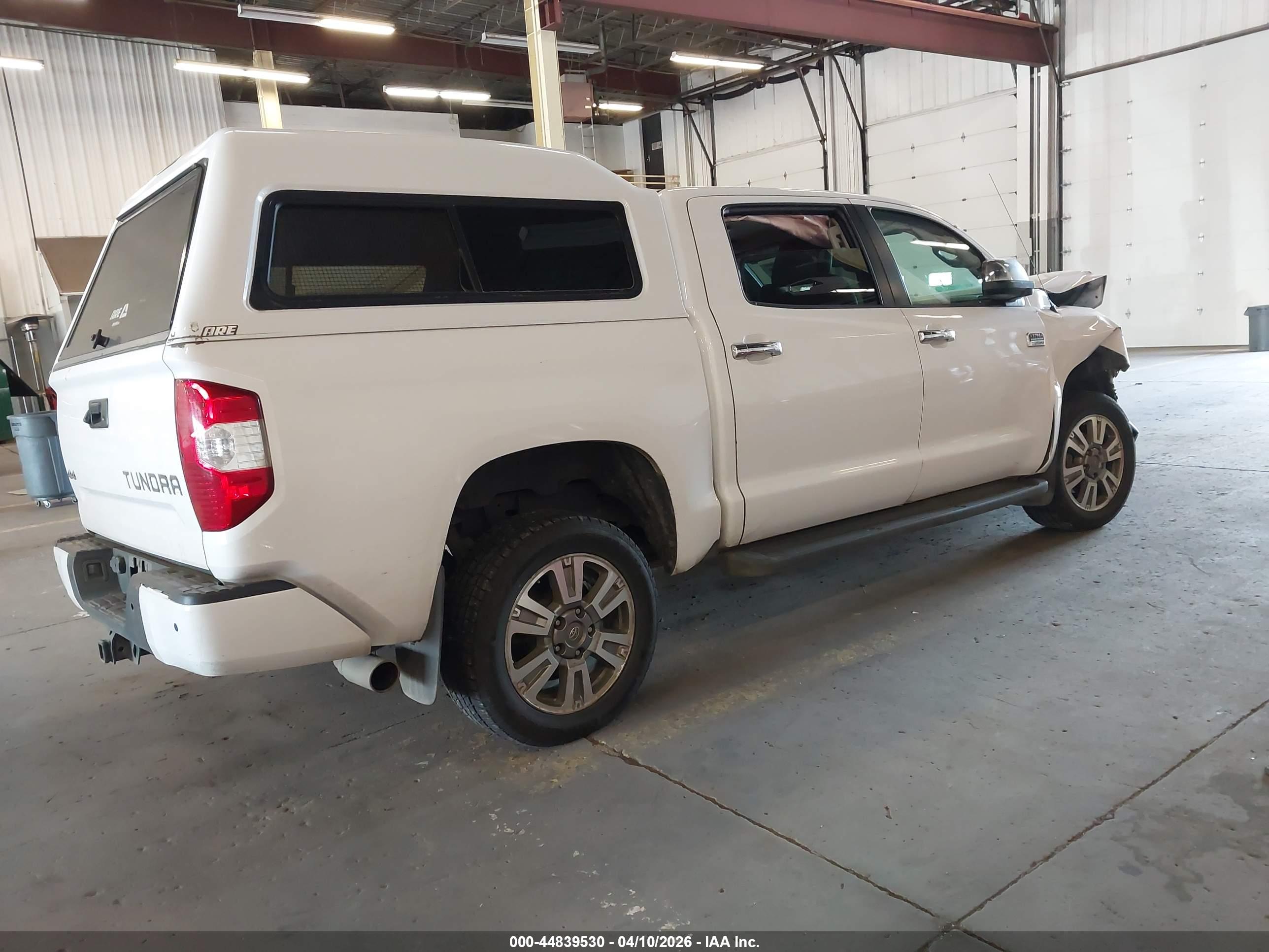 TOYOTA TUNDRA image 4