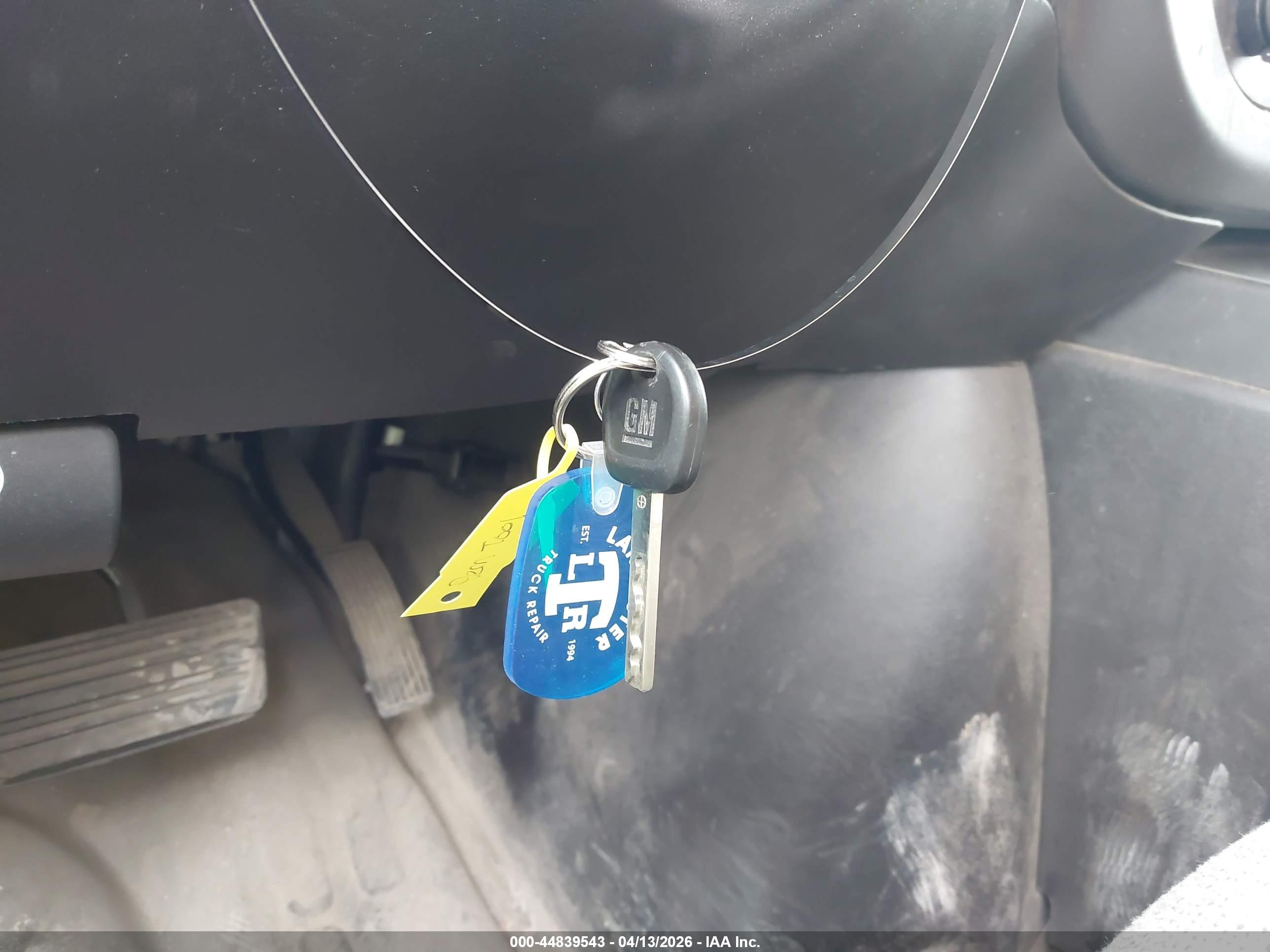 CHEVROLET EXPRESS image 11