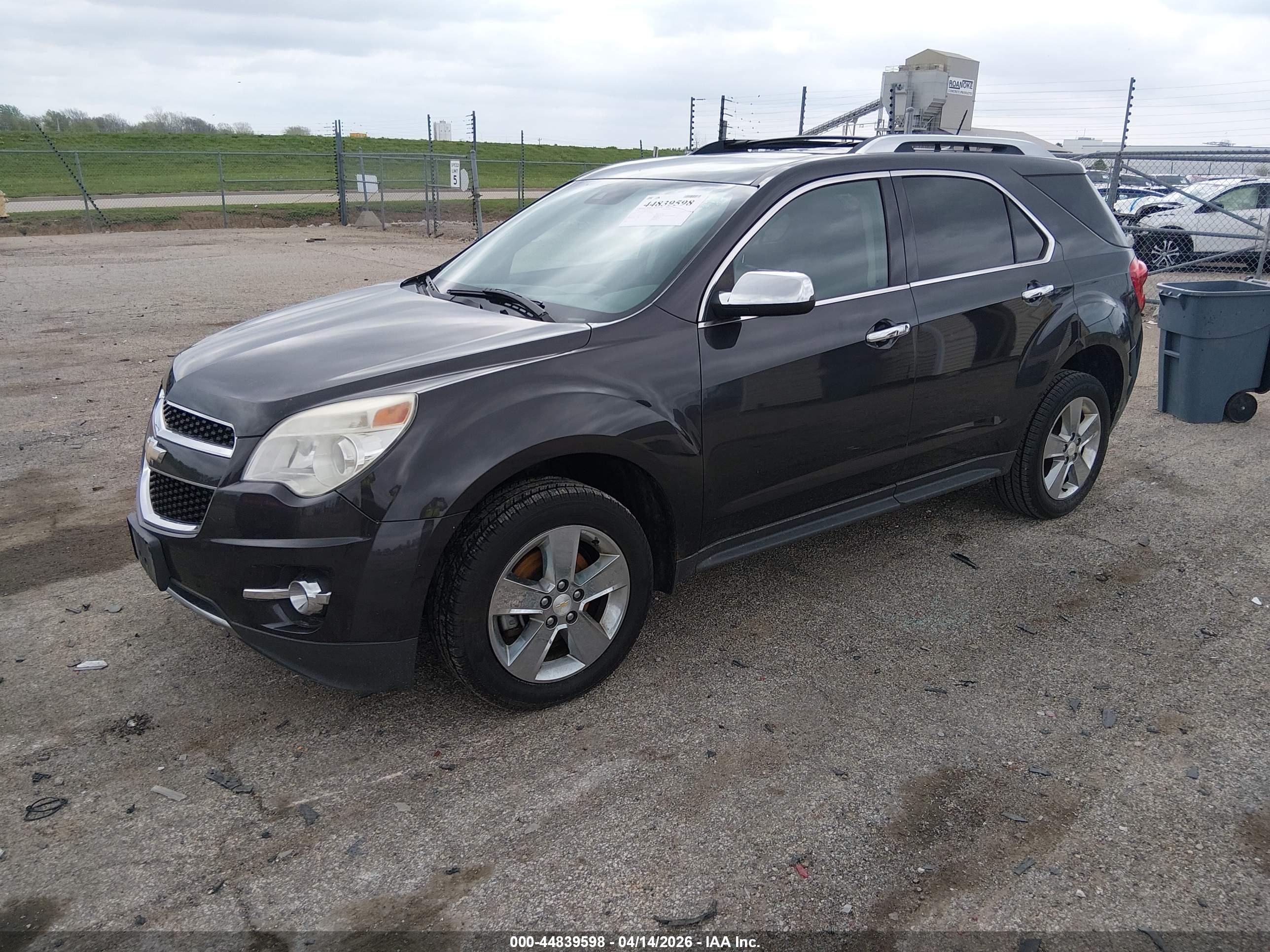CHEVROLET EQUINOX image 2