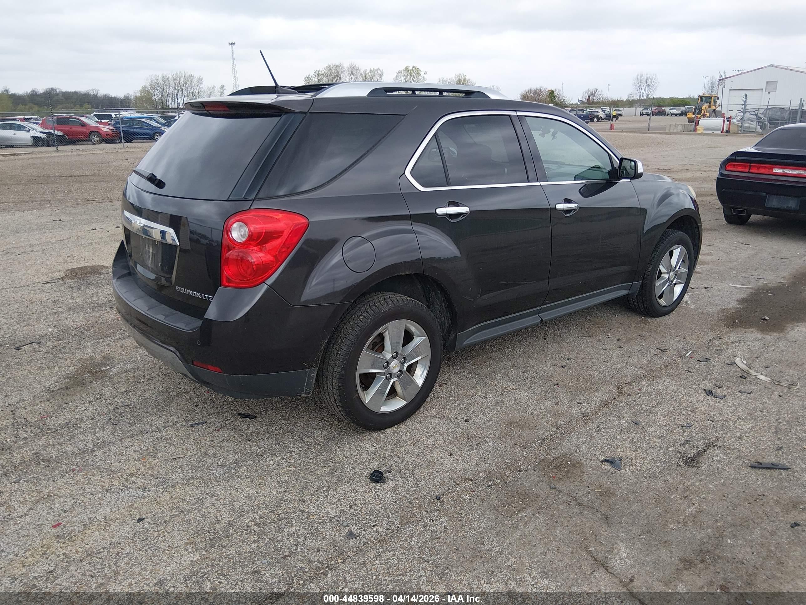 CHEVROLET EQUINOX image 4