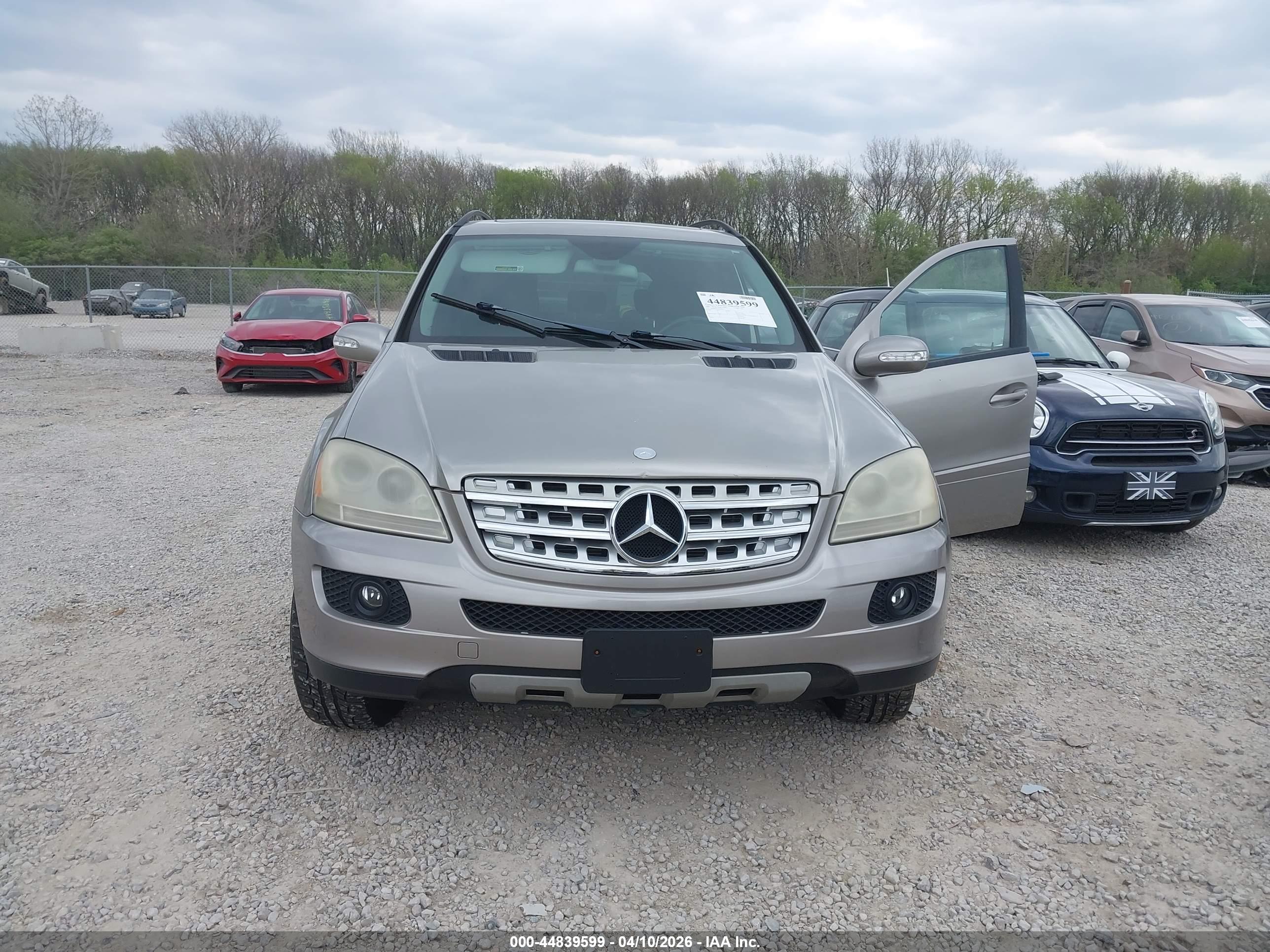 MERCEDES-BENZ ML image 6