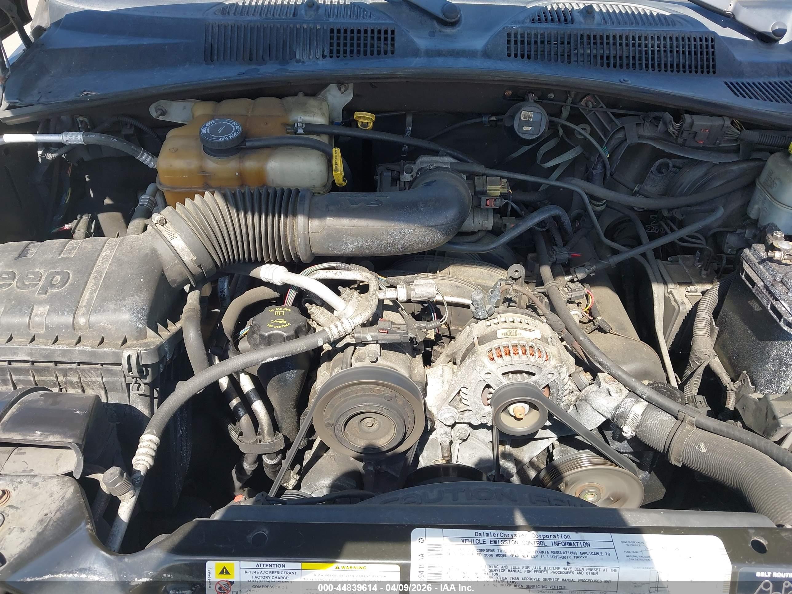 JEEP LIBERTY image 10