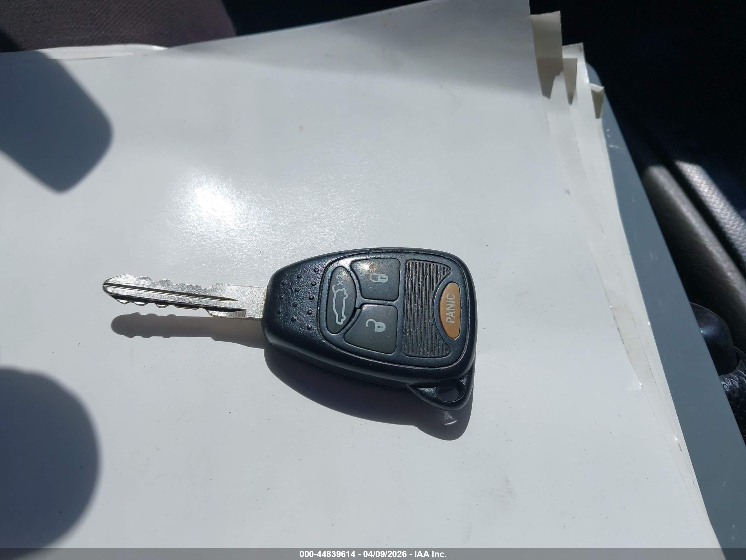 JEEP LIBERTY image 11