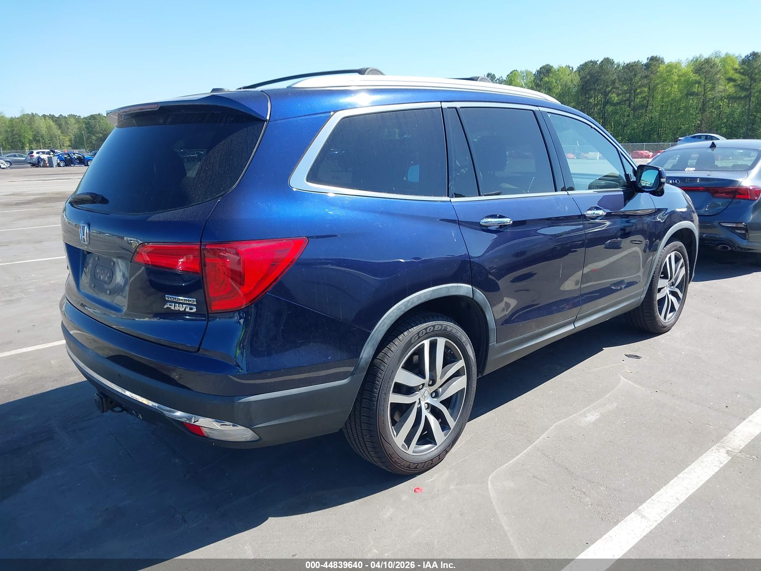 HONDA PILOT image 4