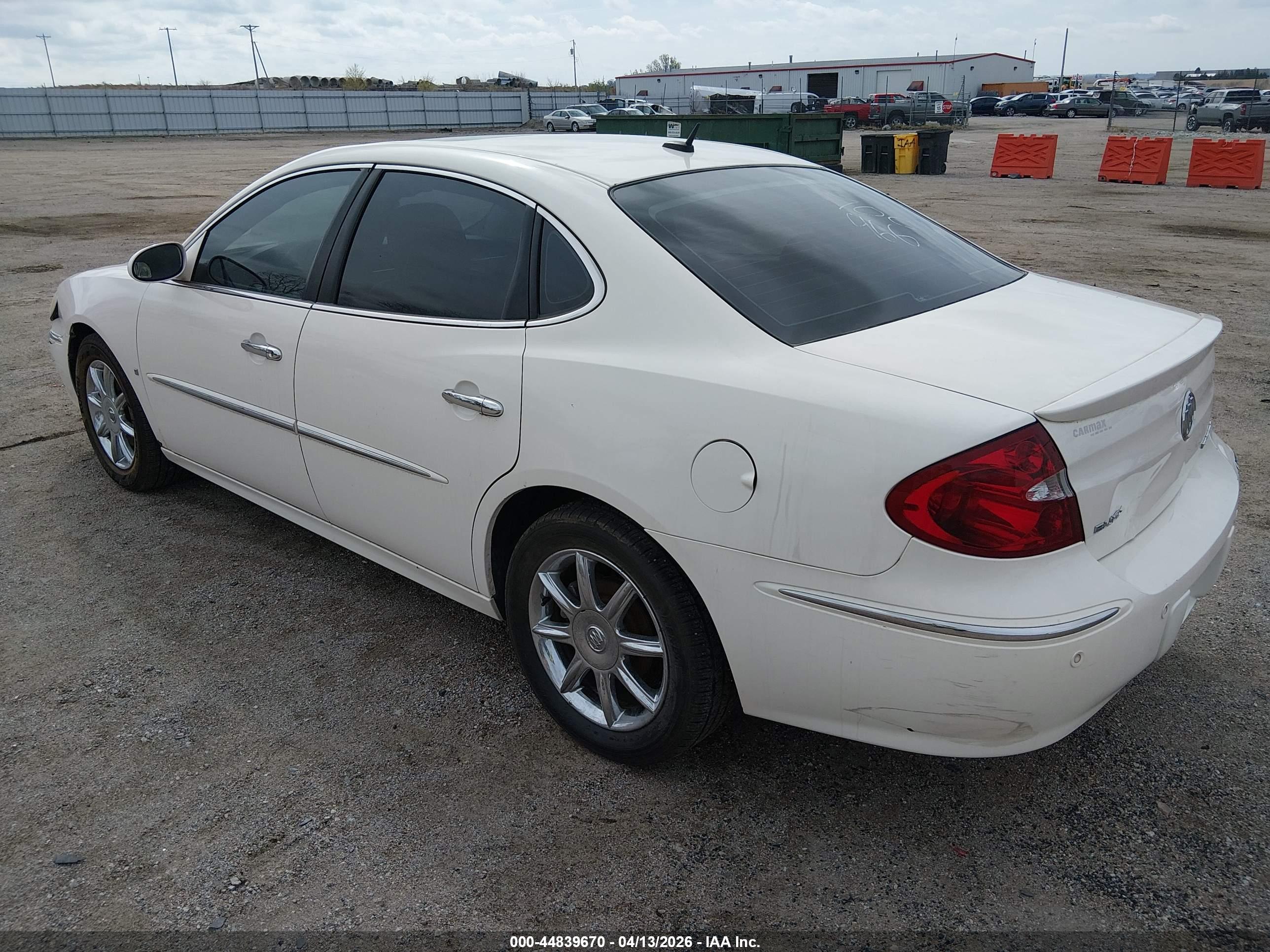 BUICK LACROSSE image 3
