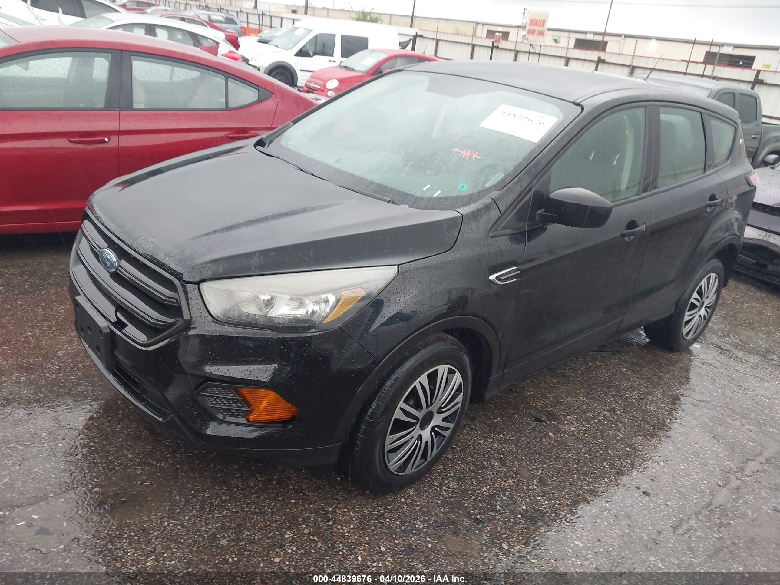 FORD ESCAPE image 2
