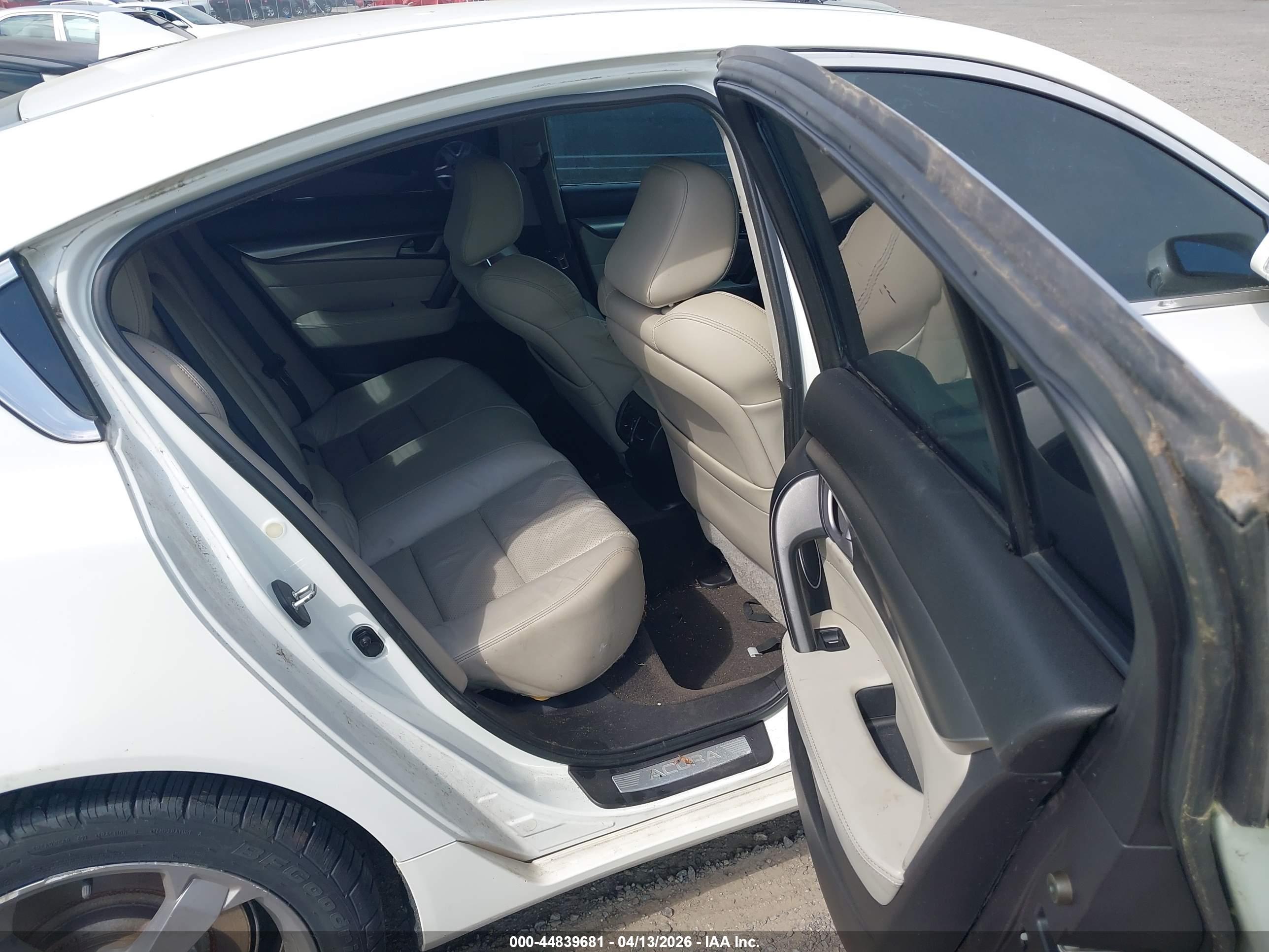 ACURA TL image 8