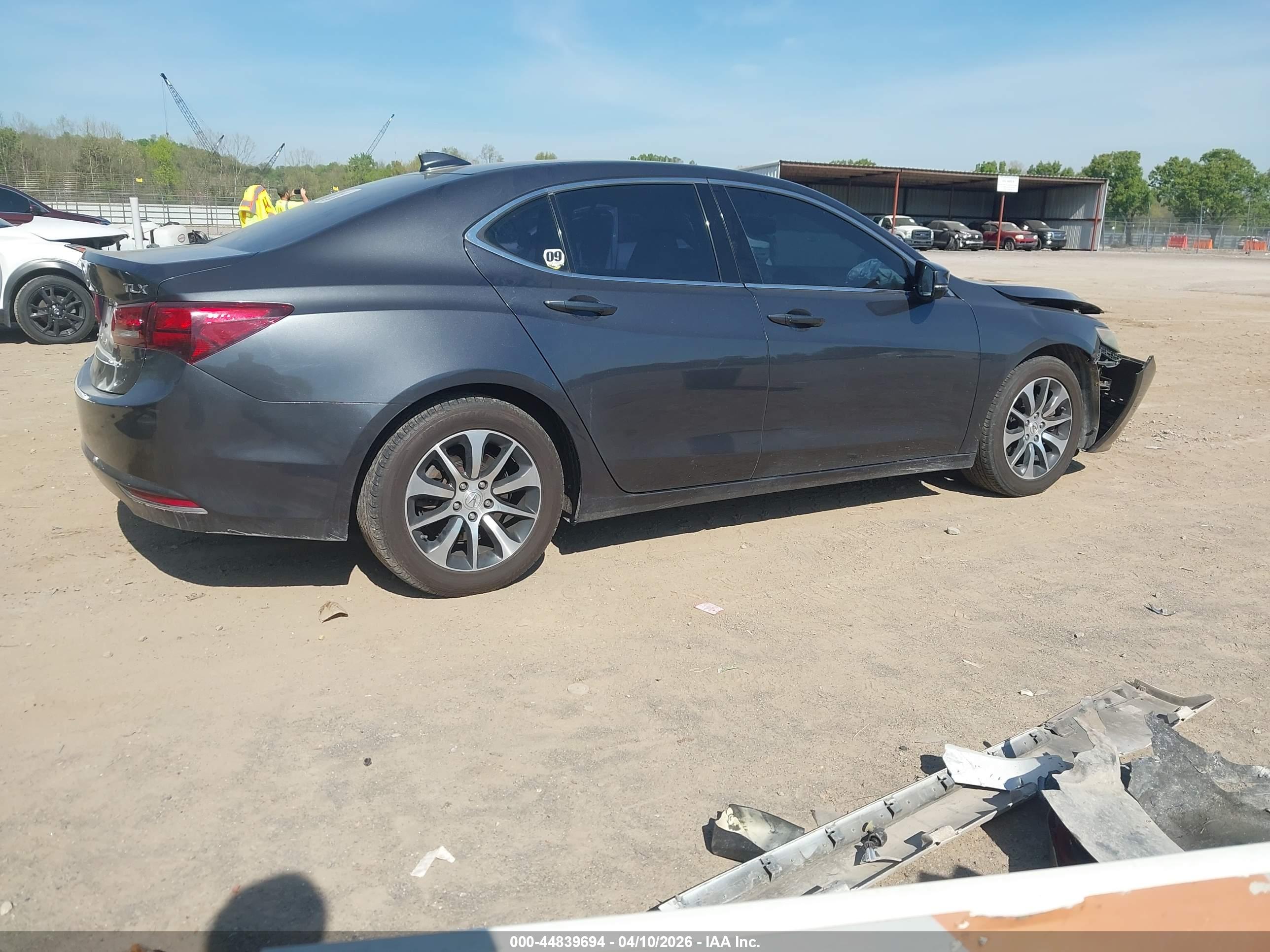ACURA TLX image 4