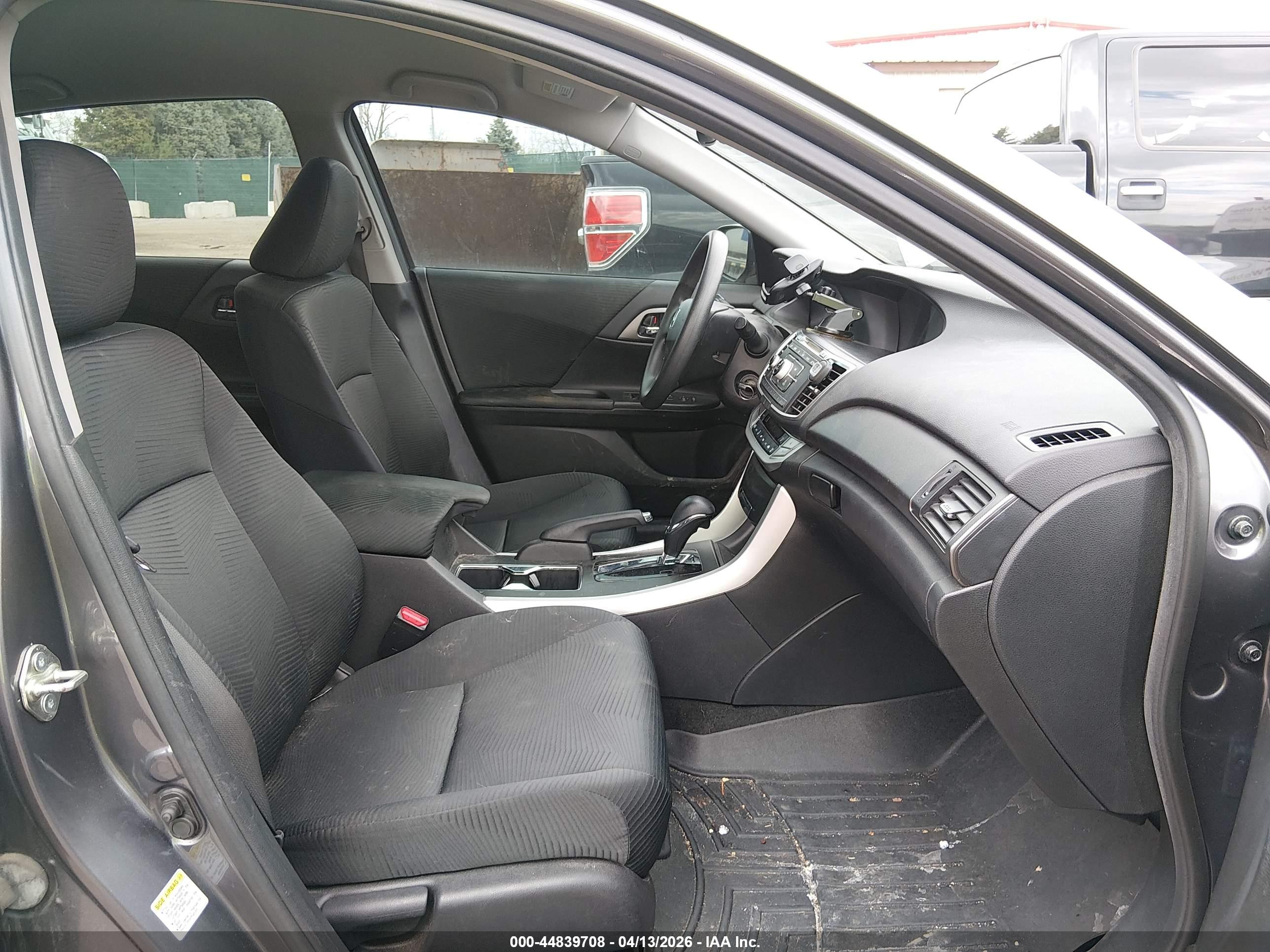 HONDA ACCORD image 5