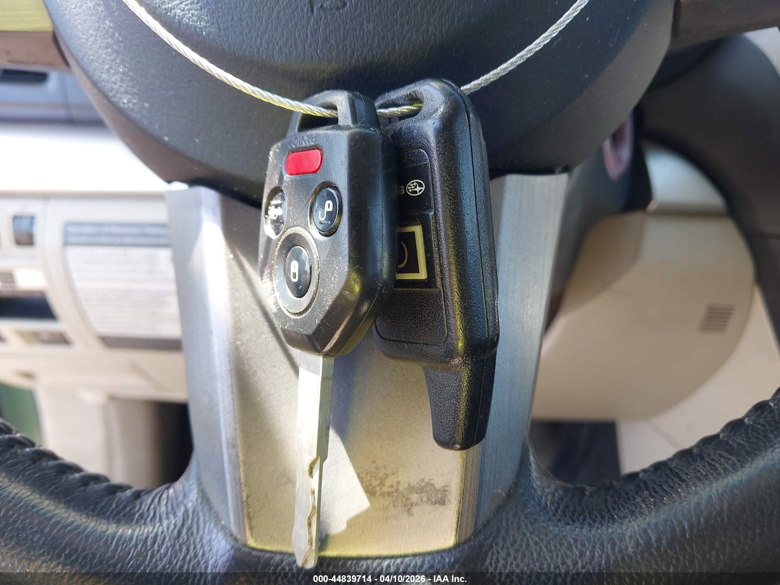 SUBARU OUTBACK image 11