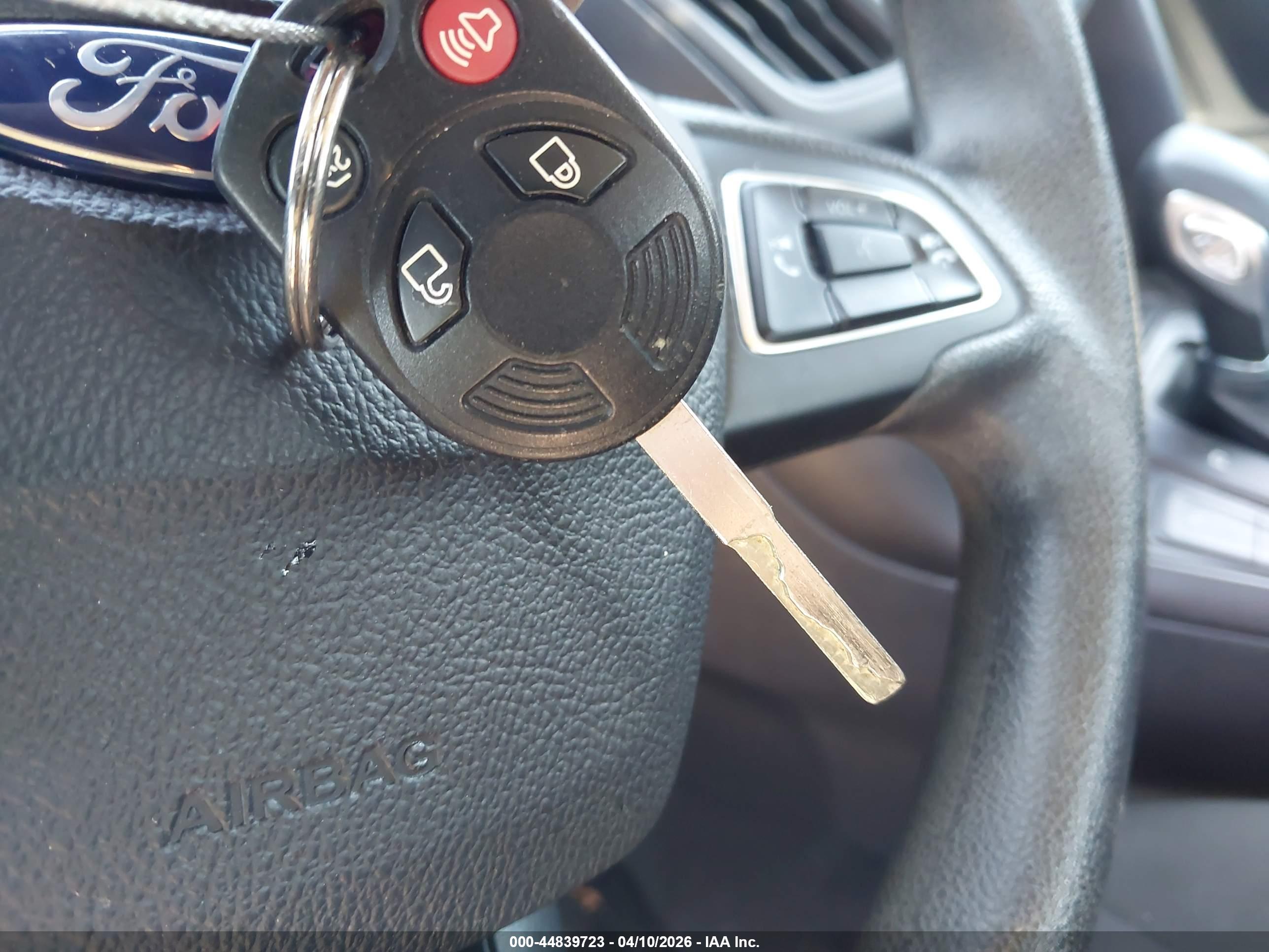 FORD FOCUS image 11