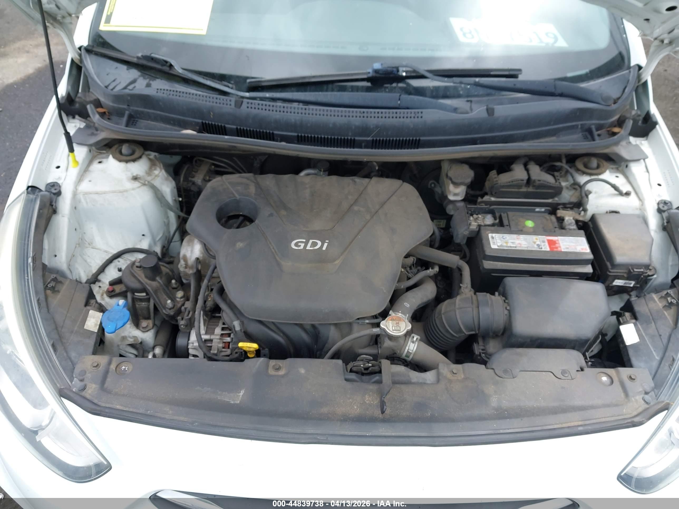 HYUNDAI ACCENT image 10