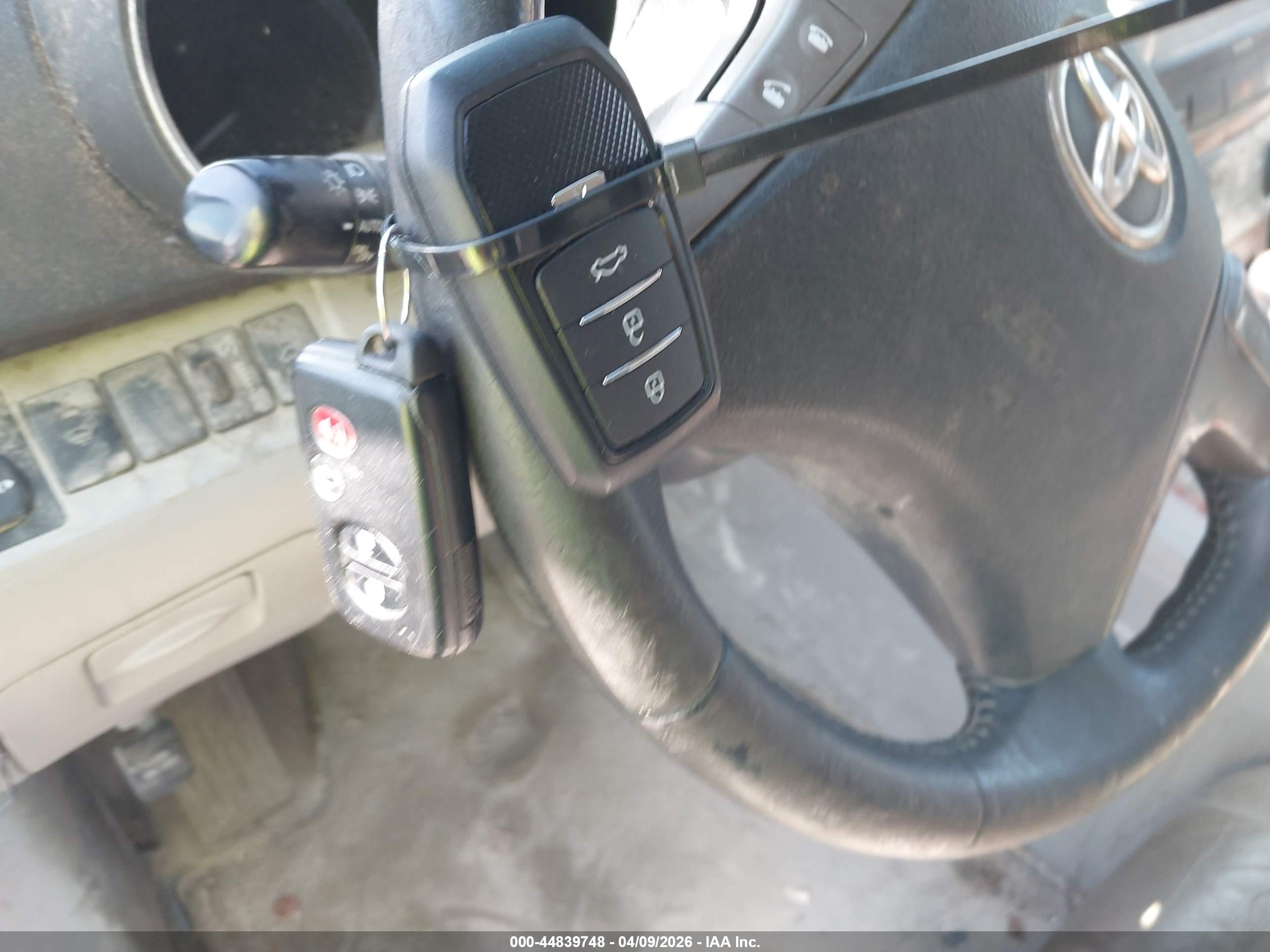 TOYOTA HIGHLANDER image 11