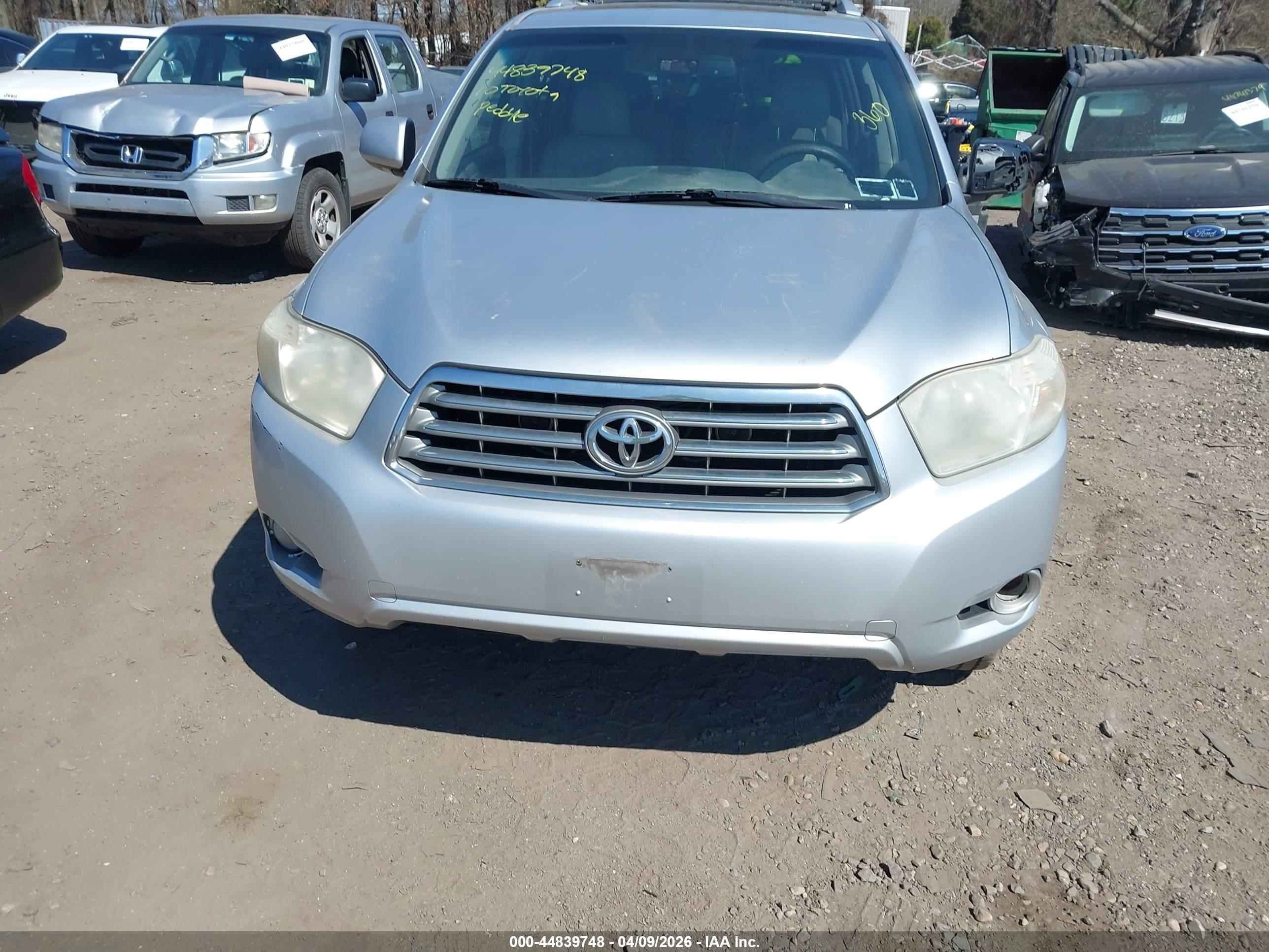 TOYOTA HIGHLANDER image 6