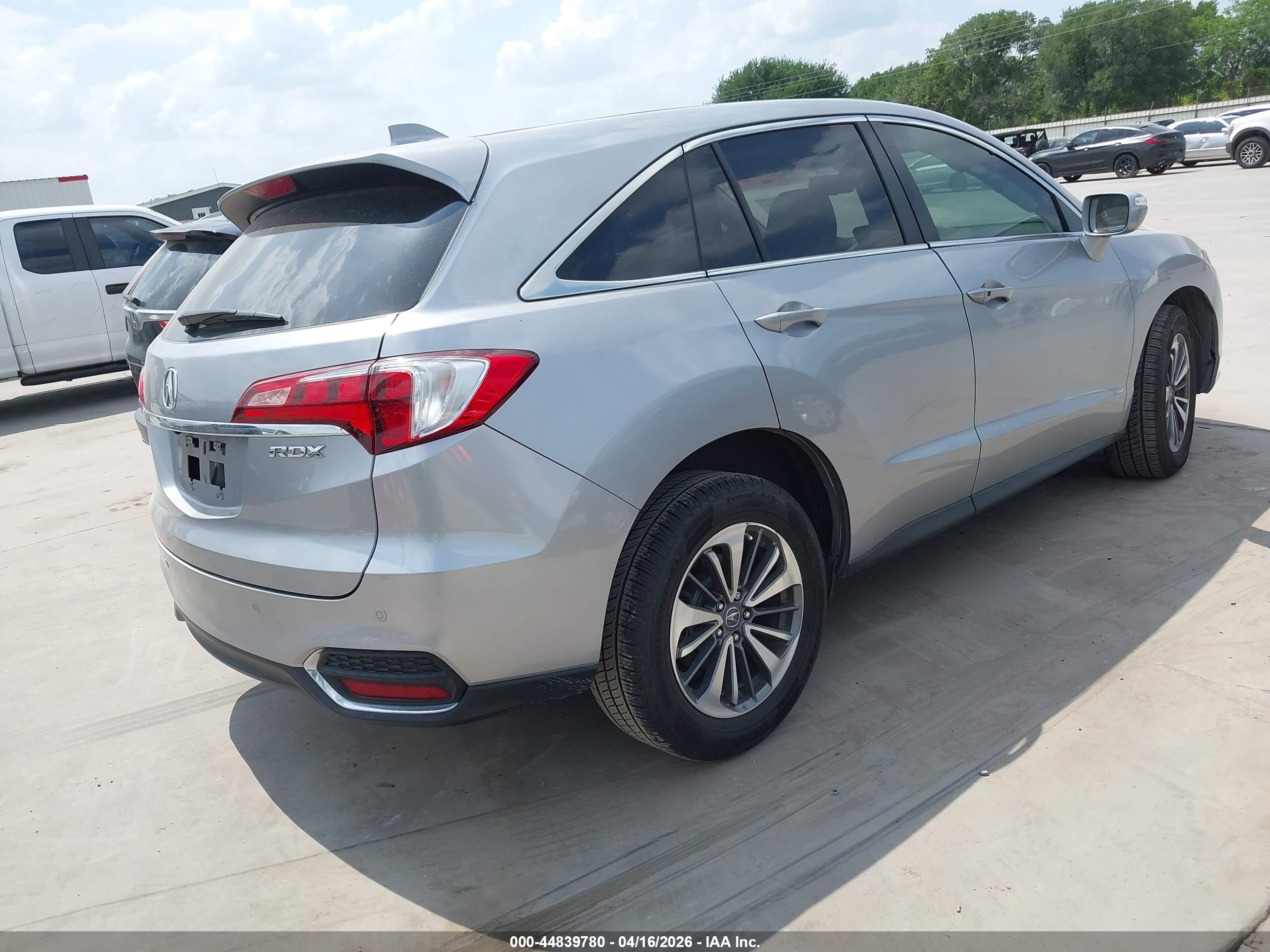 ACURA RDX image 4