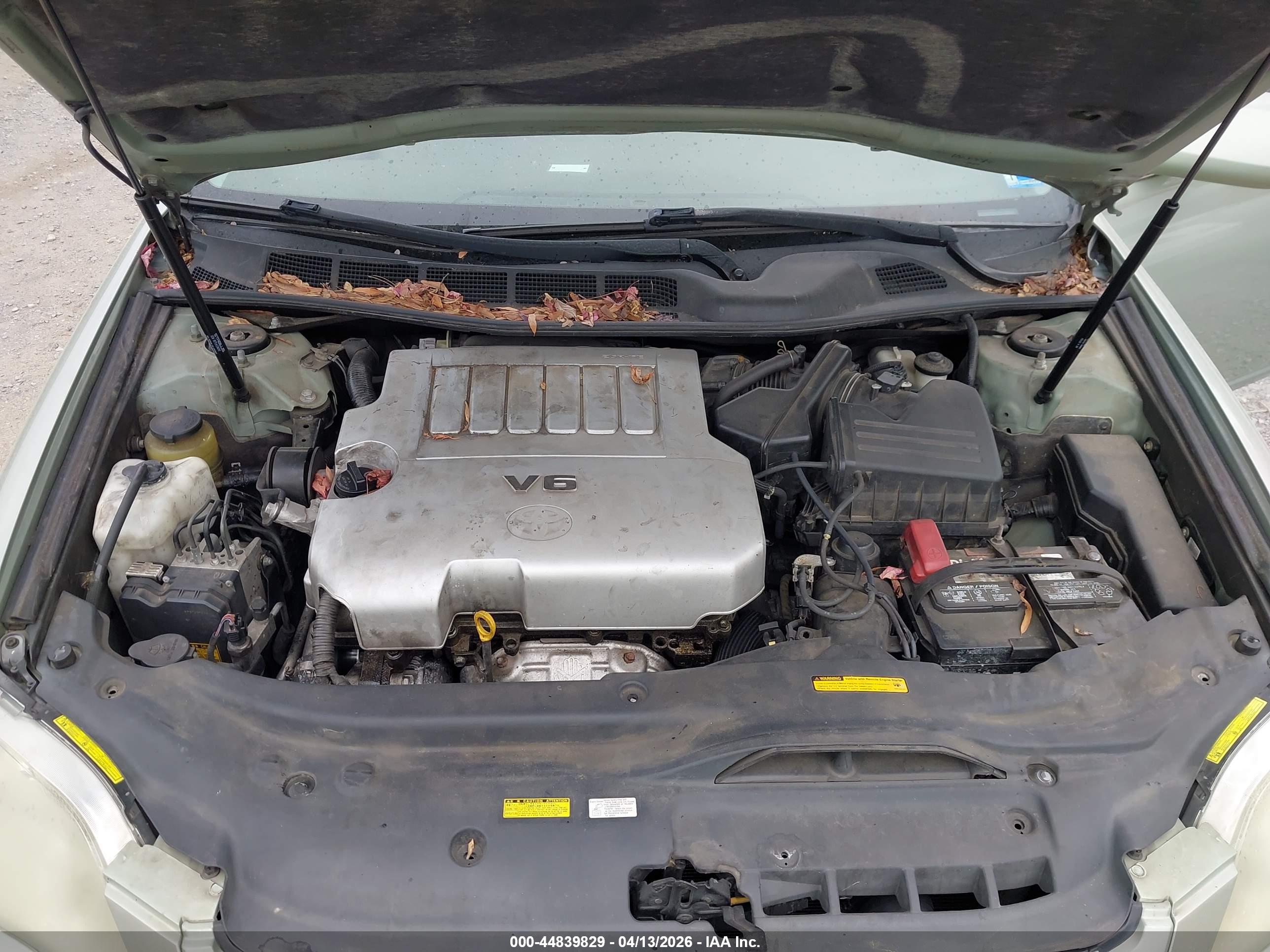 TOYOTA AVALON image 10